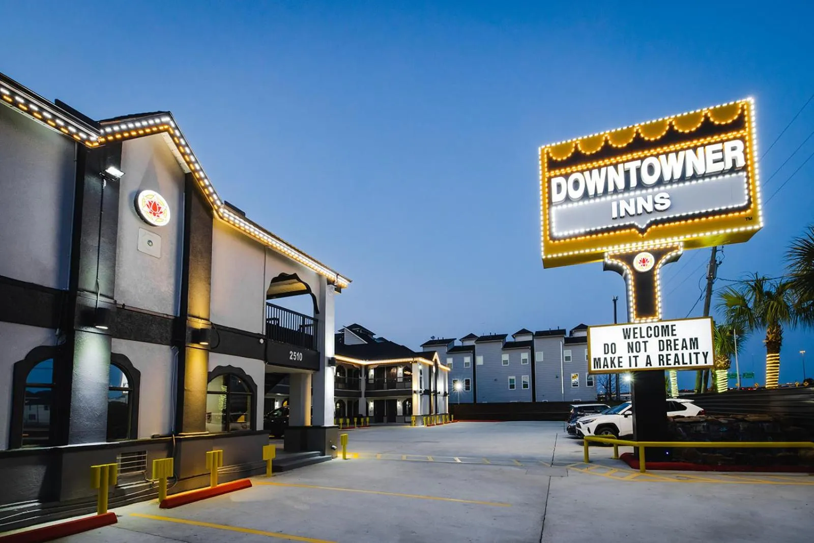 Property building in Downtowner Inns - Houston Downtown & Convention Center