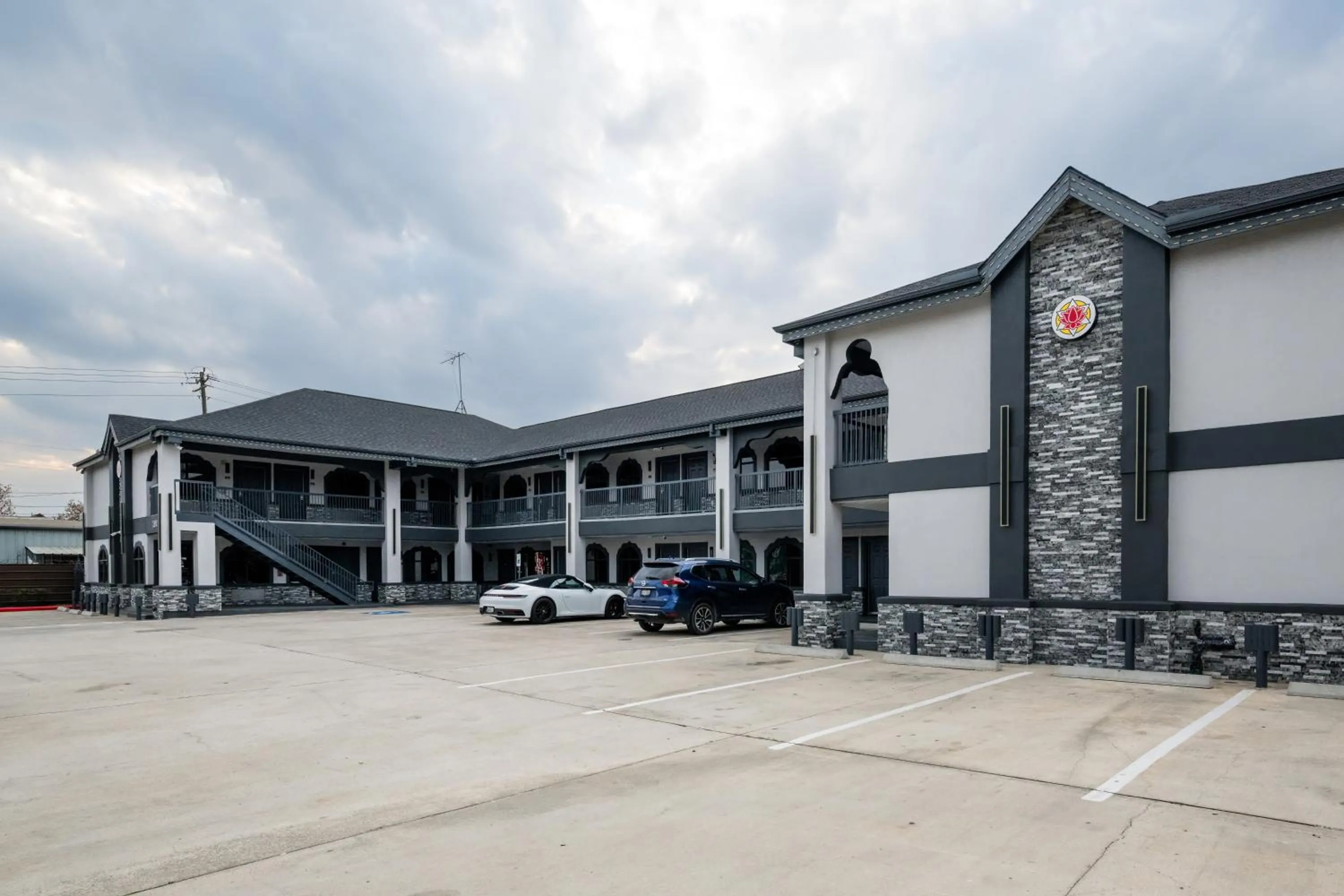 Property building in Downtowner Inns - Houston Downtown & Convention Center