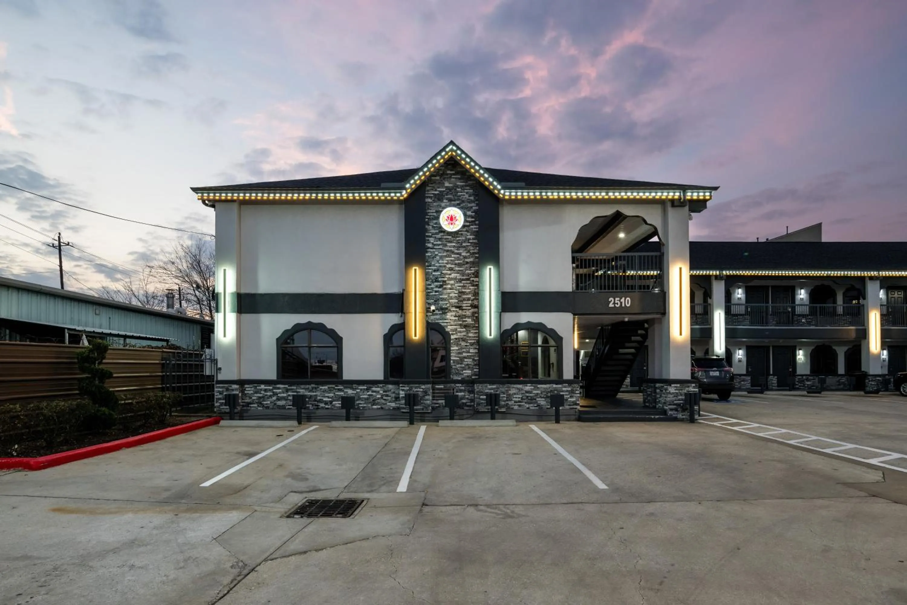 Property building in Downtowner Inns - Houston Downtown & Convention Center