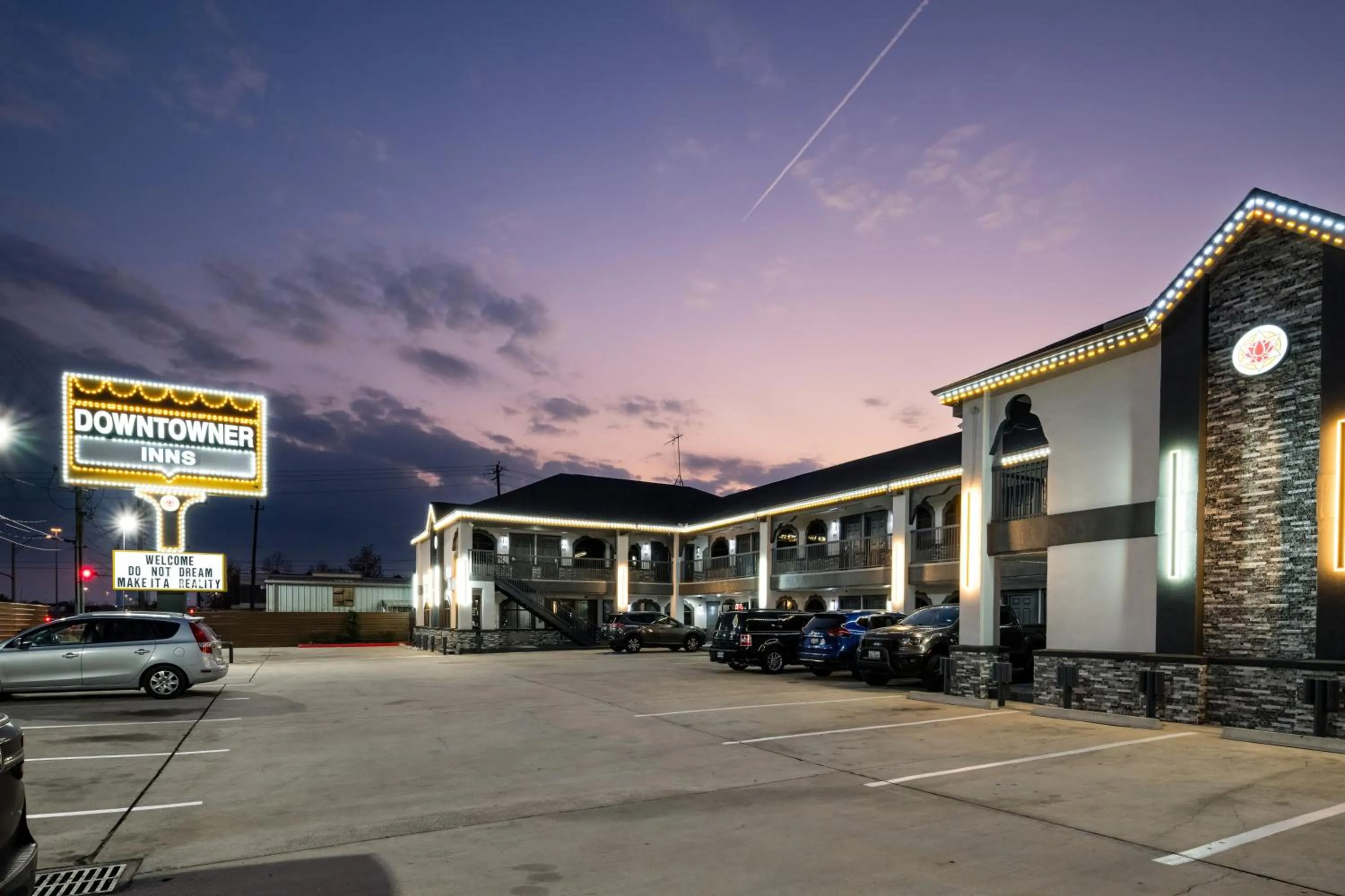 Property building in Downtowner Inns - Houston Downtown & Convention Center