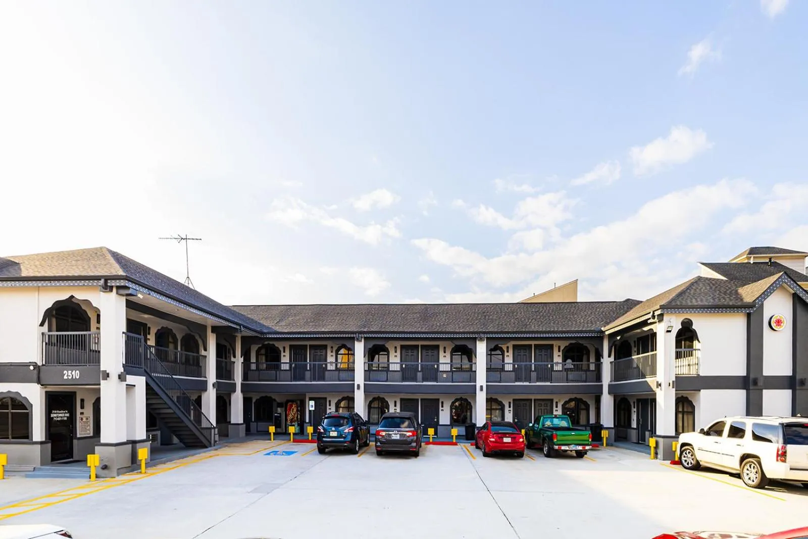 Property building in Downtowner Inns - Houston Downtown & Convention Center