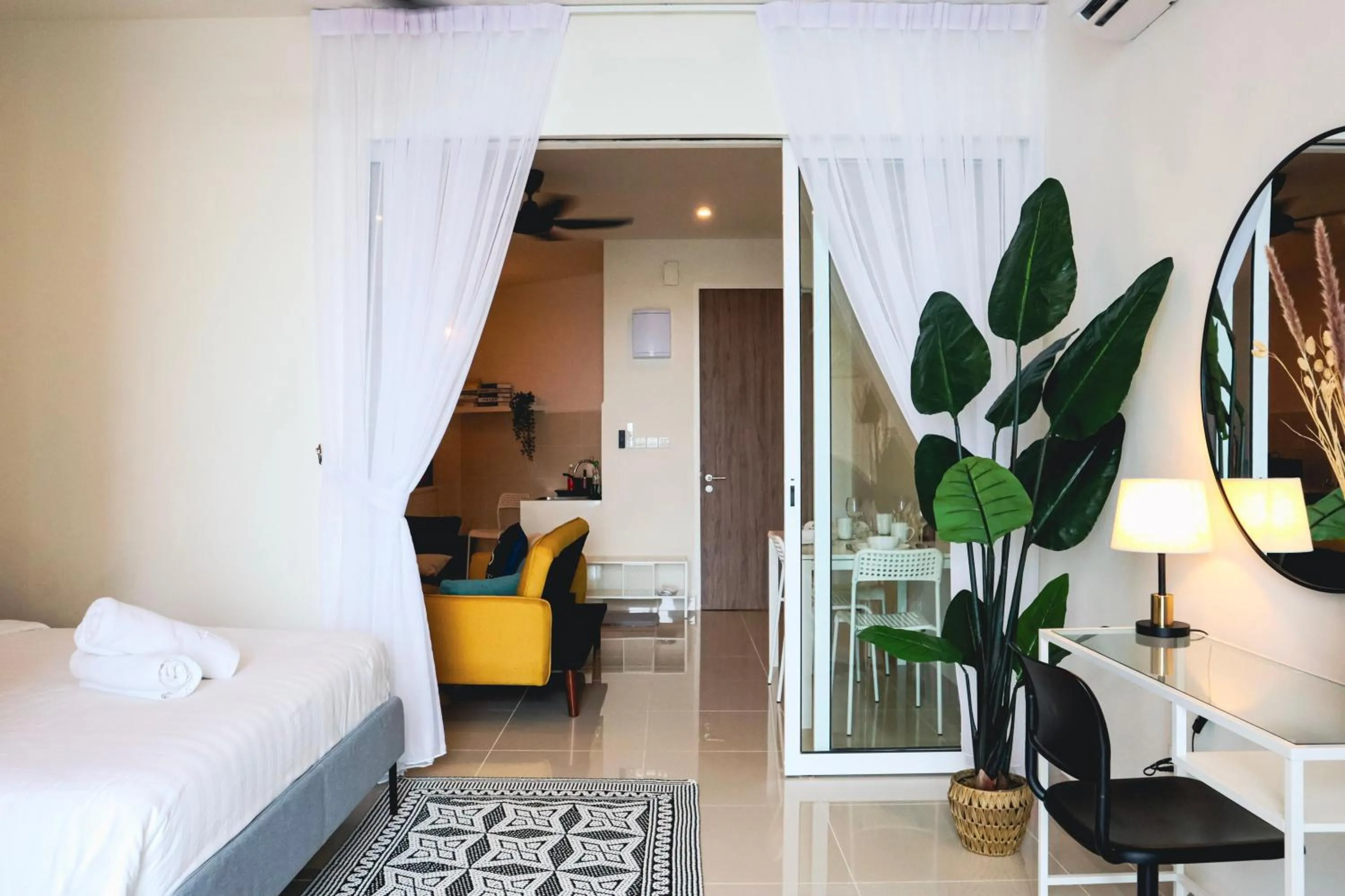 Bed in Homesuite' Home at The Shore