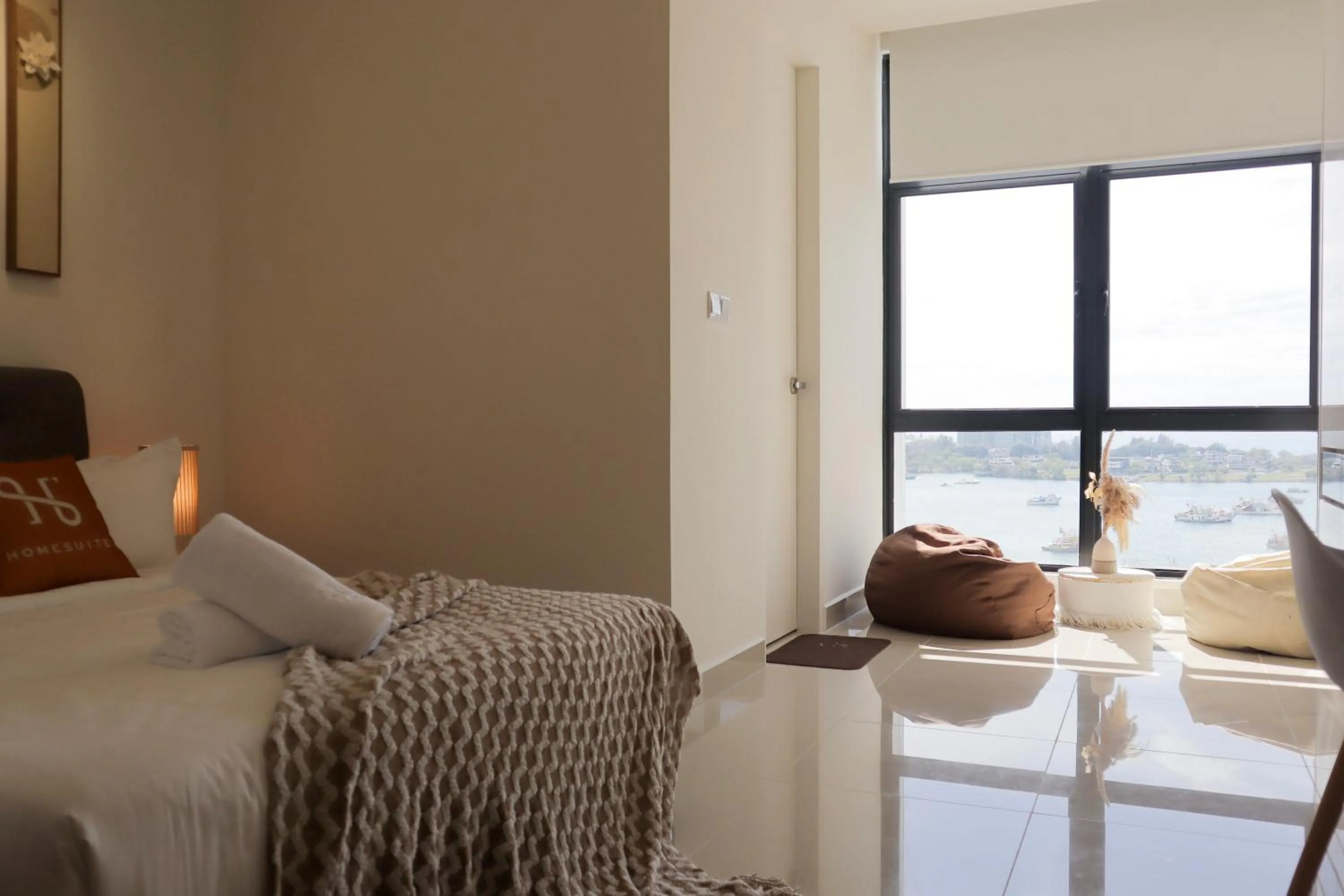 Bed in Homesuite' Home at The Shore