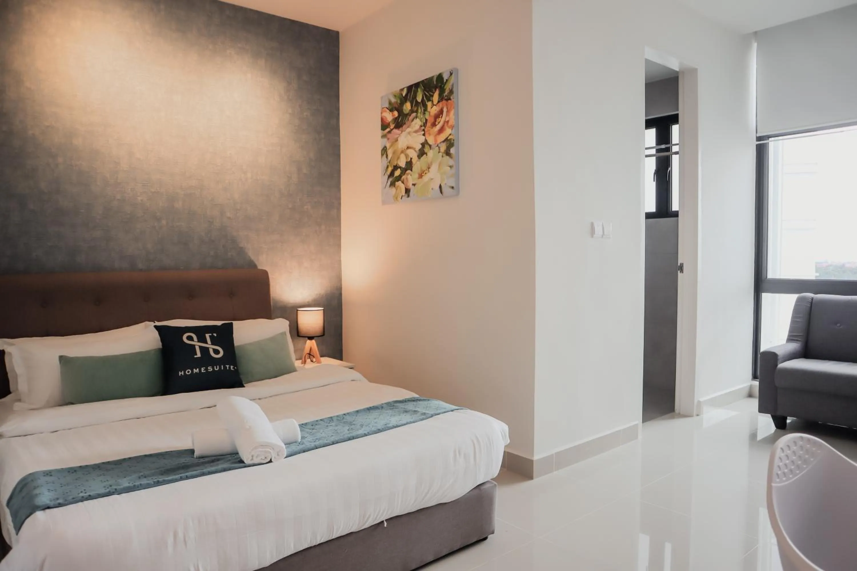 Bed in Homesuite' Home at The Shore