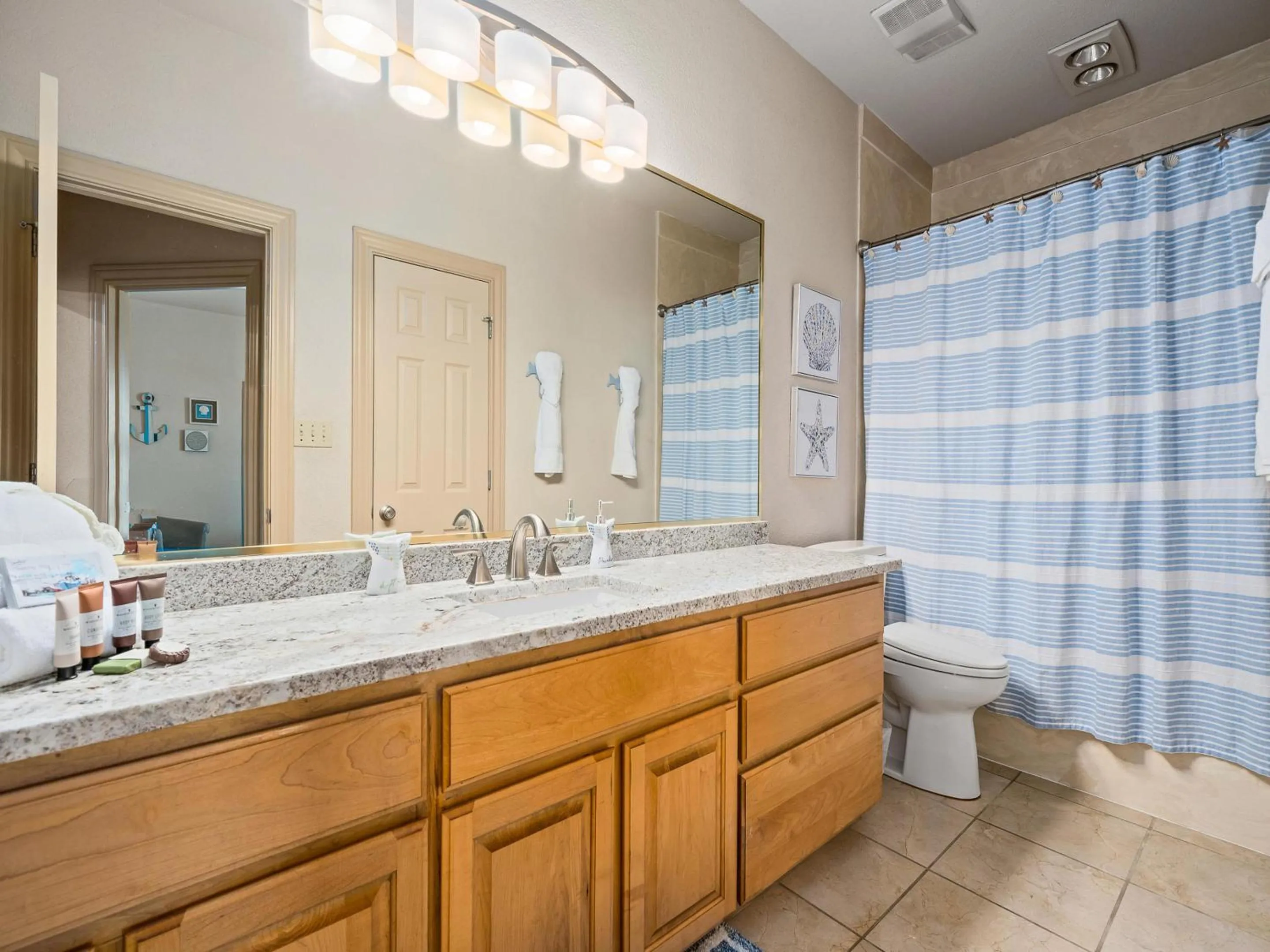 Property building in Rockports Hidden Gem