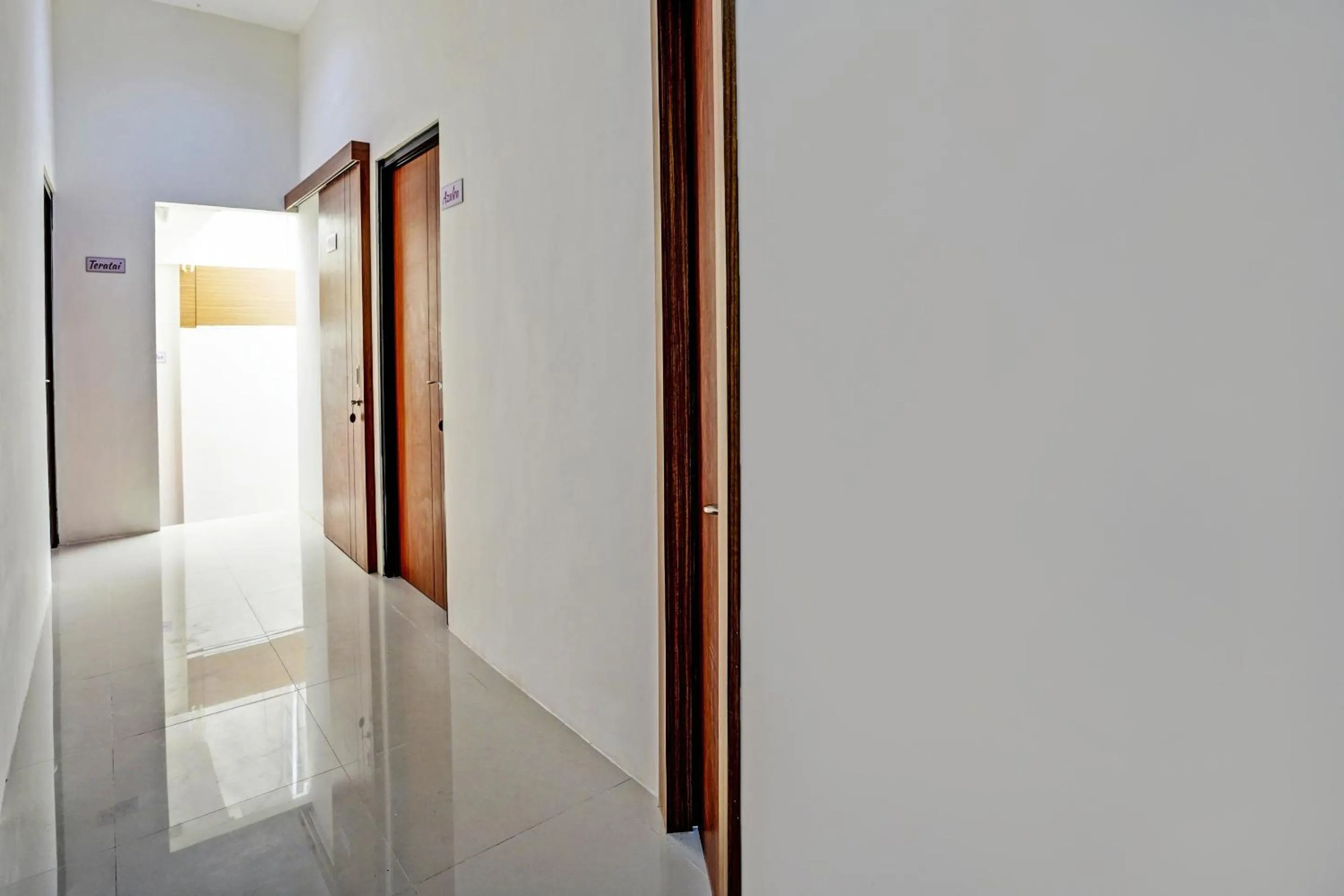 Lobby or reception in Hotel O Sunlo Cozy Home Family Homestay Syariah