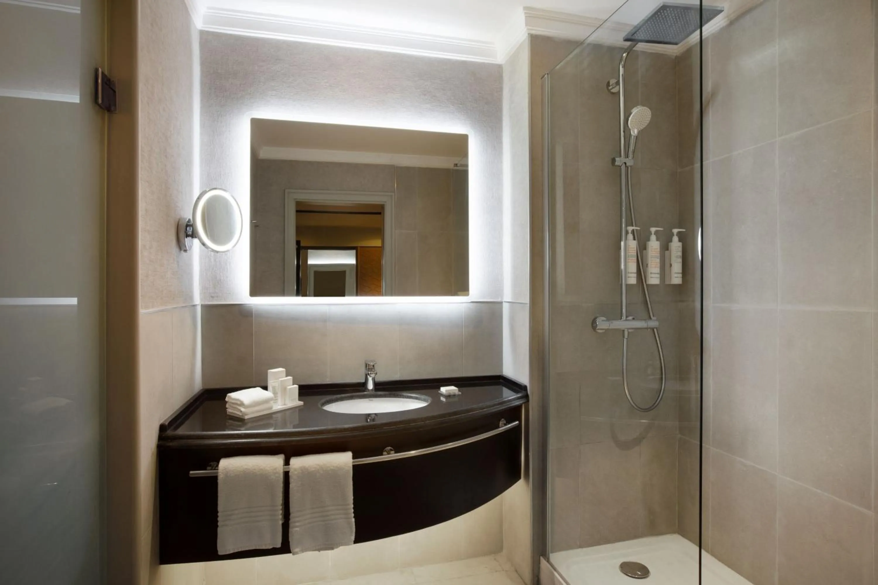 Bathroom in Casablanca Marriott Hotel