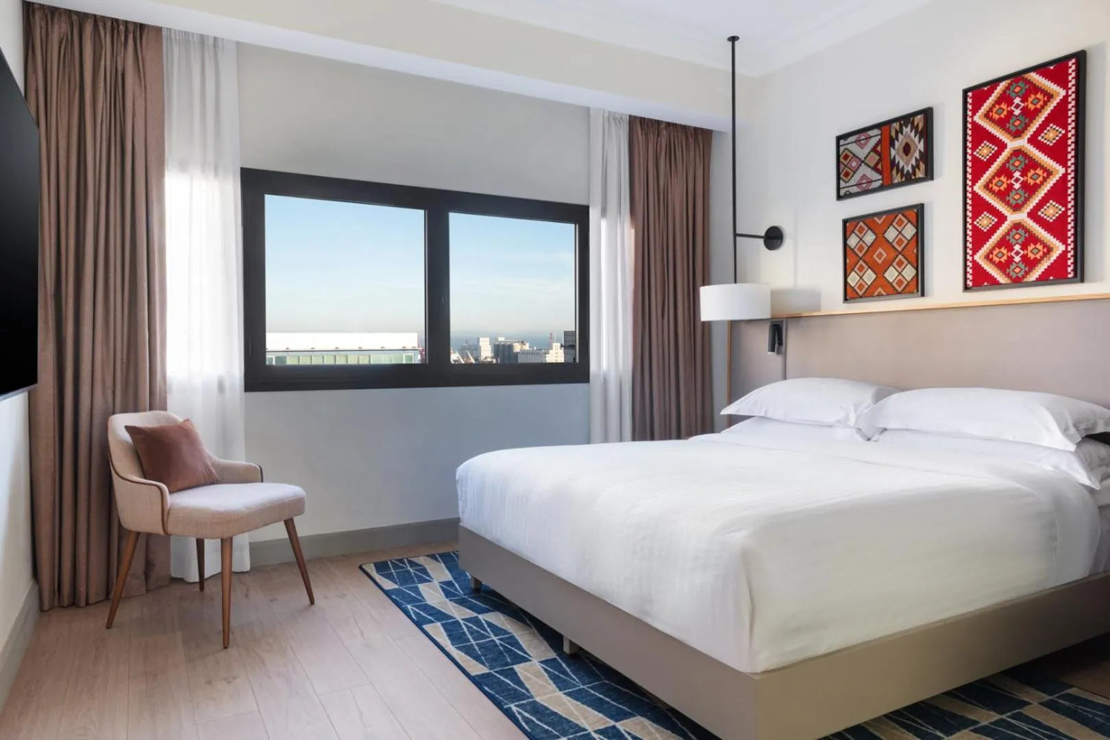 Photo of the whole room, Bed in Casablanca Marriott Hotel