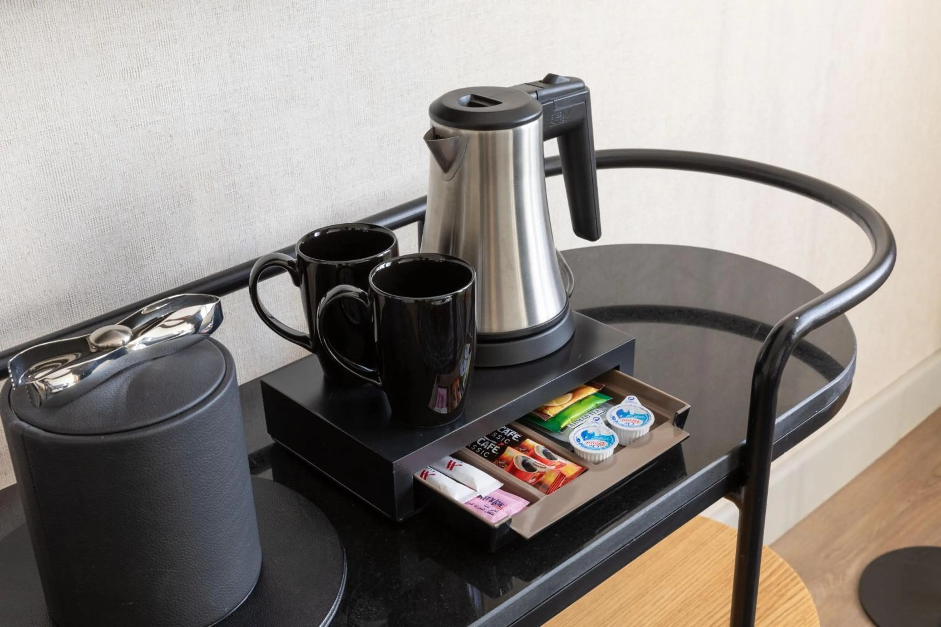Photo of the whole room in Casablanca Marriott Hotel
