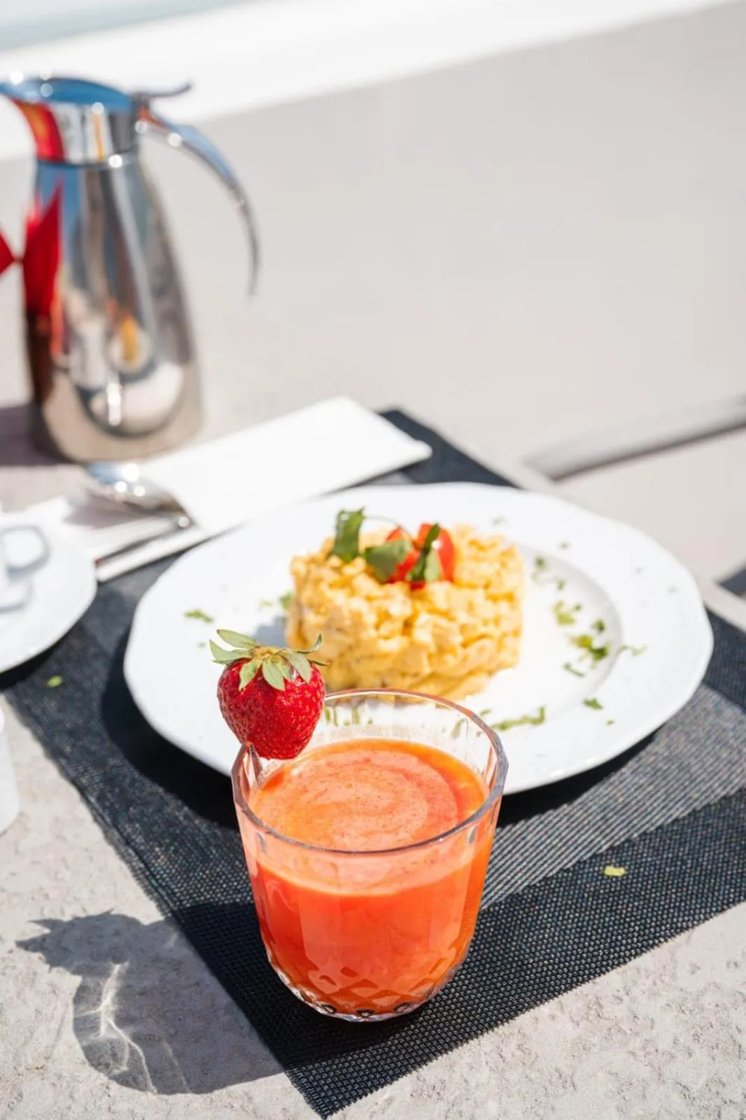 Food in La Madeleine Oia