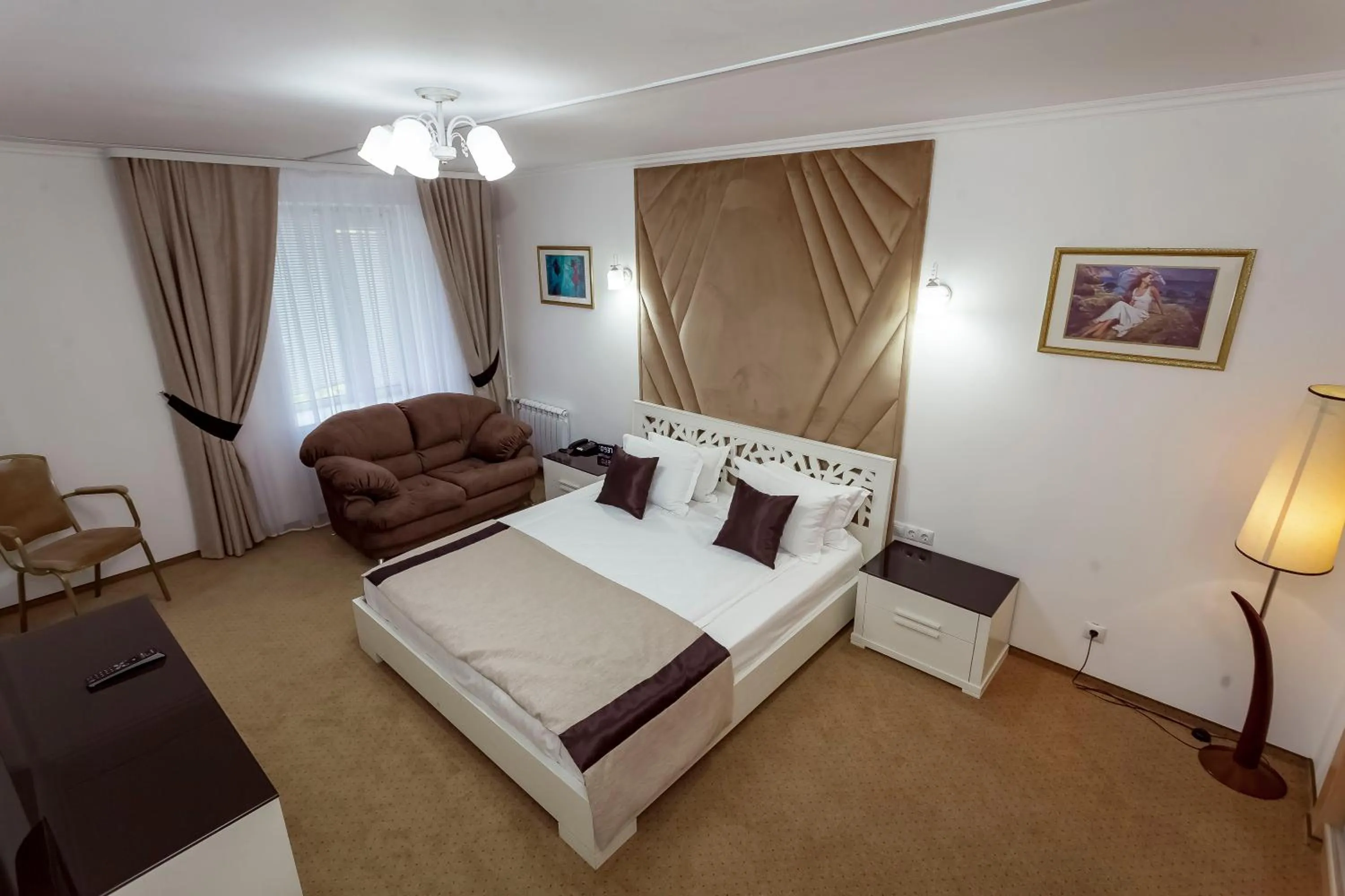 Bedroom, Bed in Kurmet Hotel