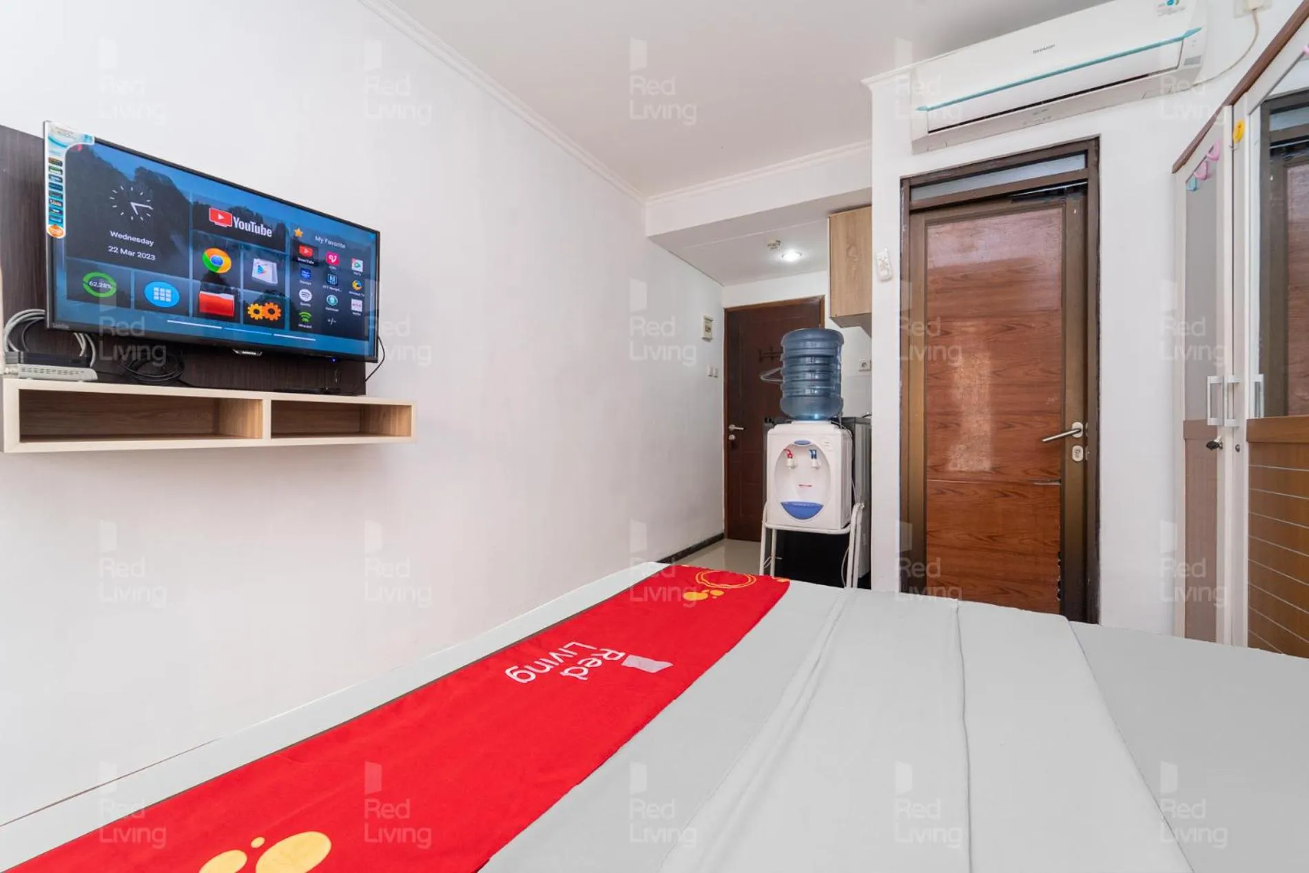 Bedroom, Bed in RedLiving Apartemen Gateway Pasteur - Sean Hospitality