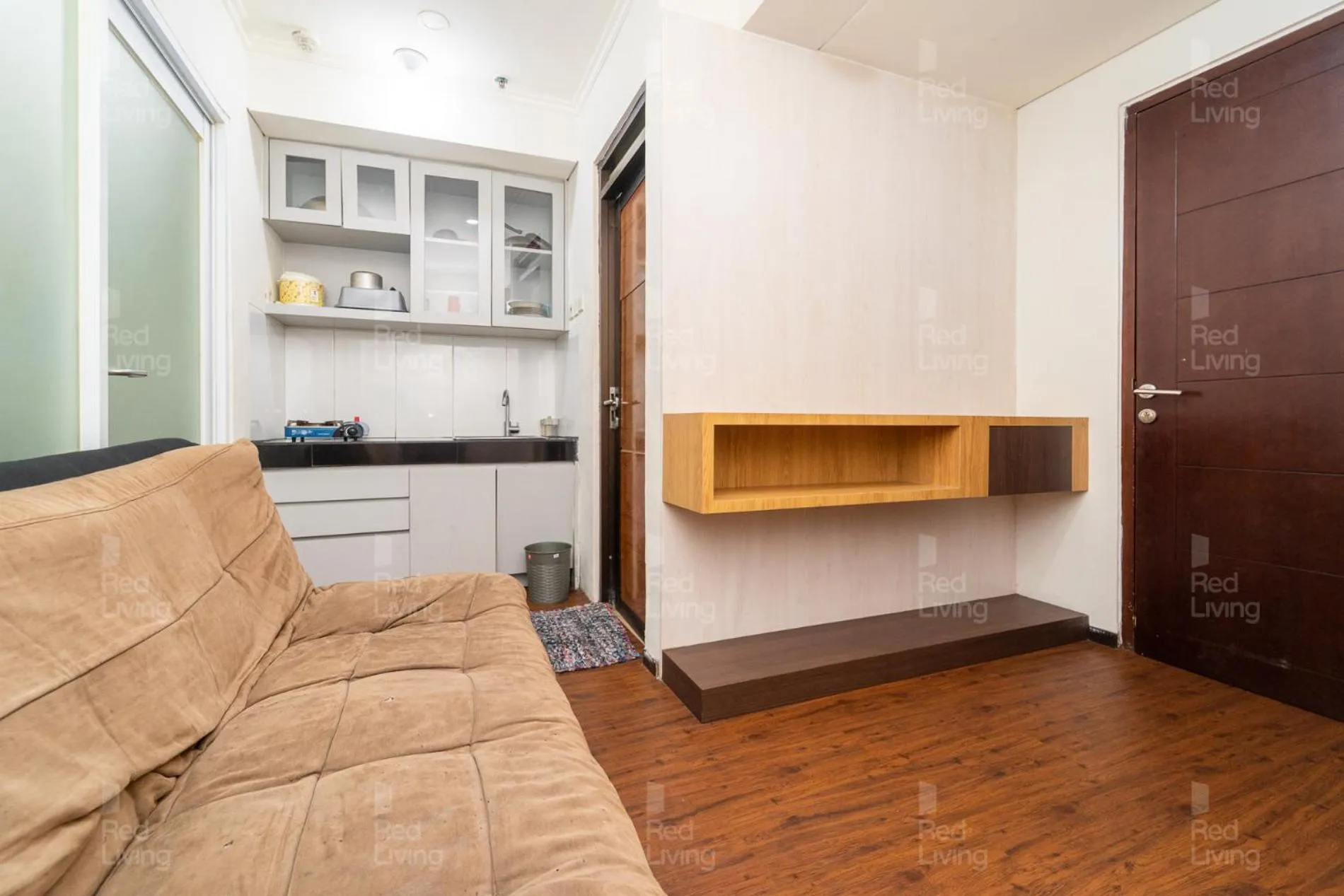 Living room in RedLiving Apartemen Gateway Pasteur - Sean Hospitality