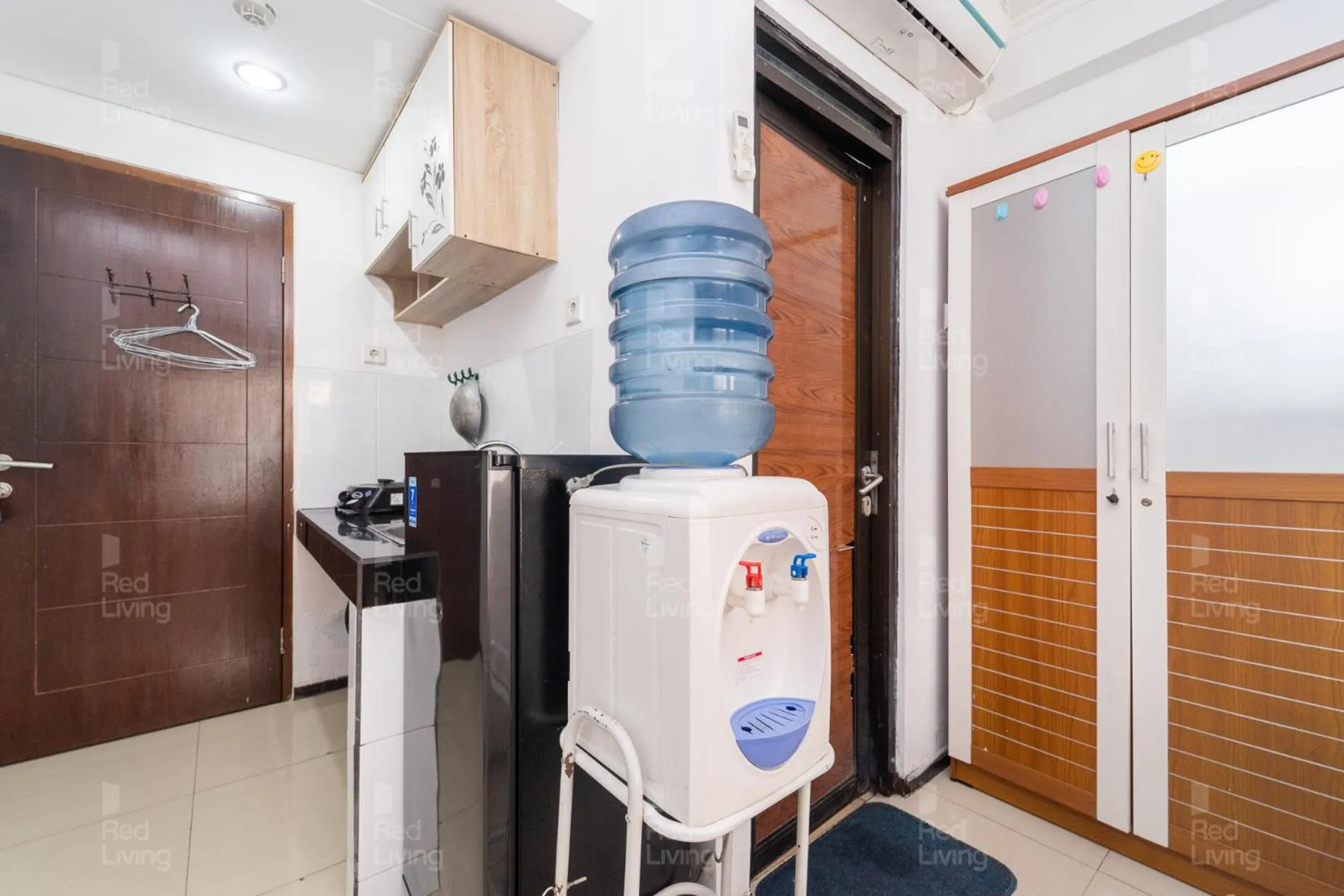 Kitchen or kitchenette in RedLiving Apartemen Gateway Pasteur - Sean Hospitality