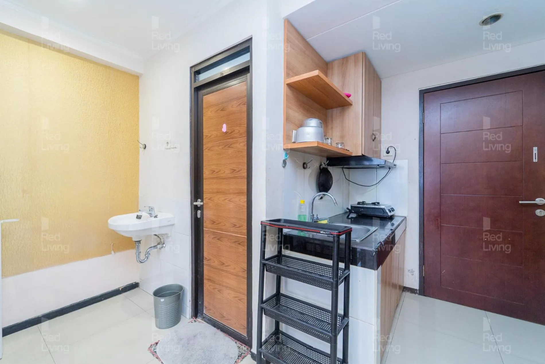 Kitchen or kitchenette in RedLiving Apartemen Gateway Pasteur - Sean Hospitality