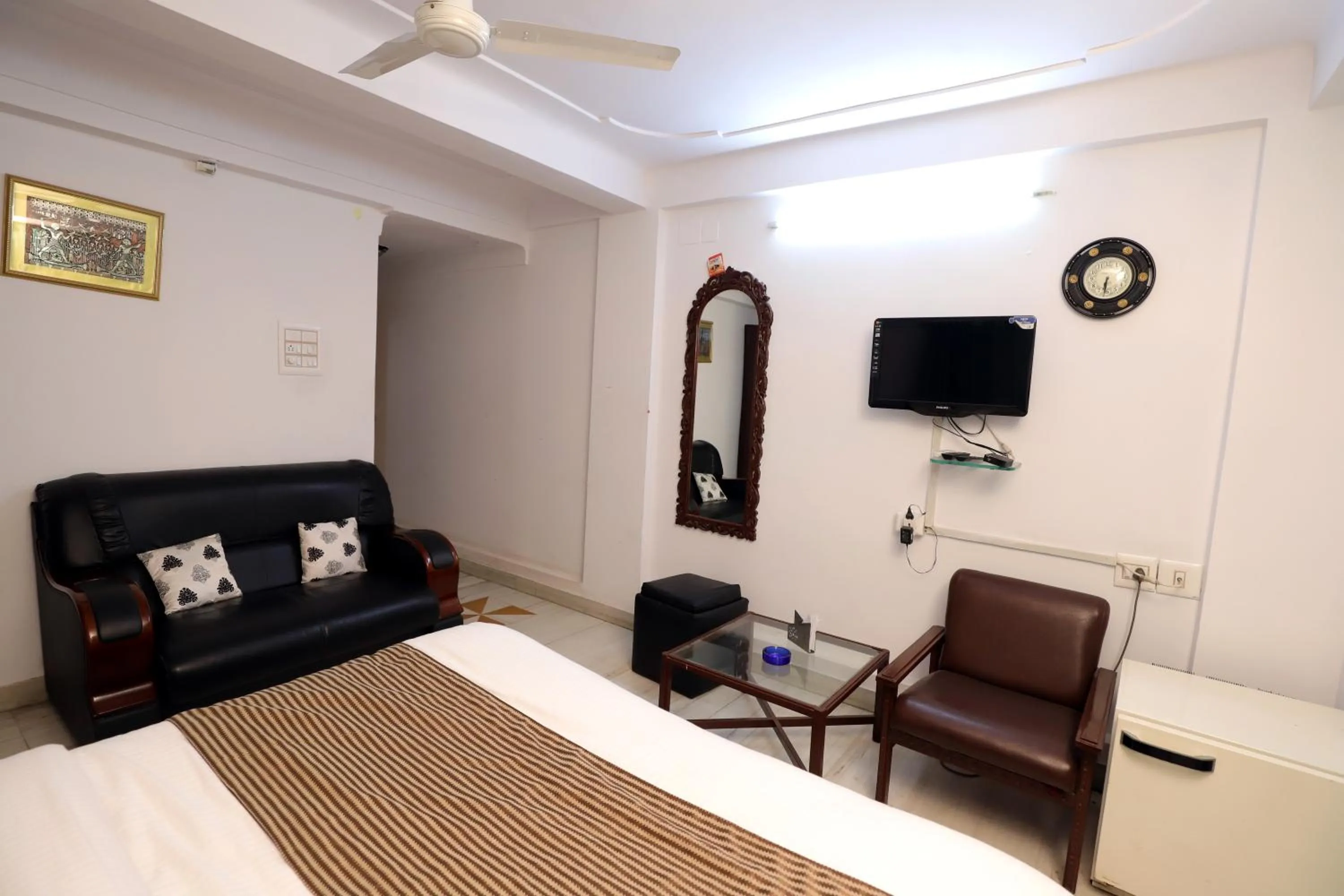 Bed in Hotel Green View International