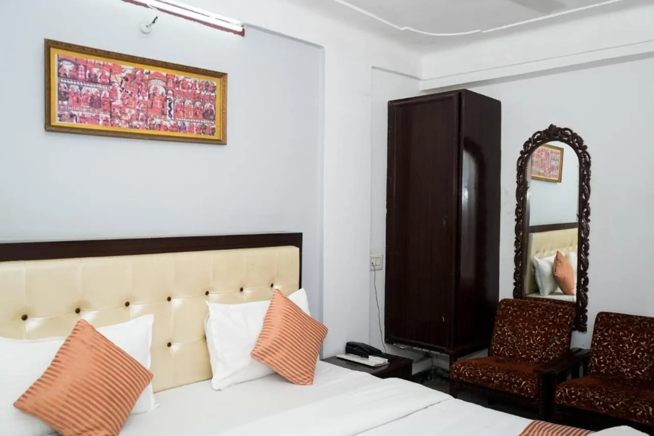 Bed in Hotel Green View International