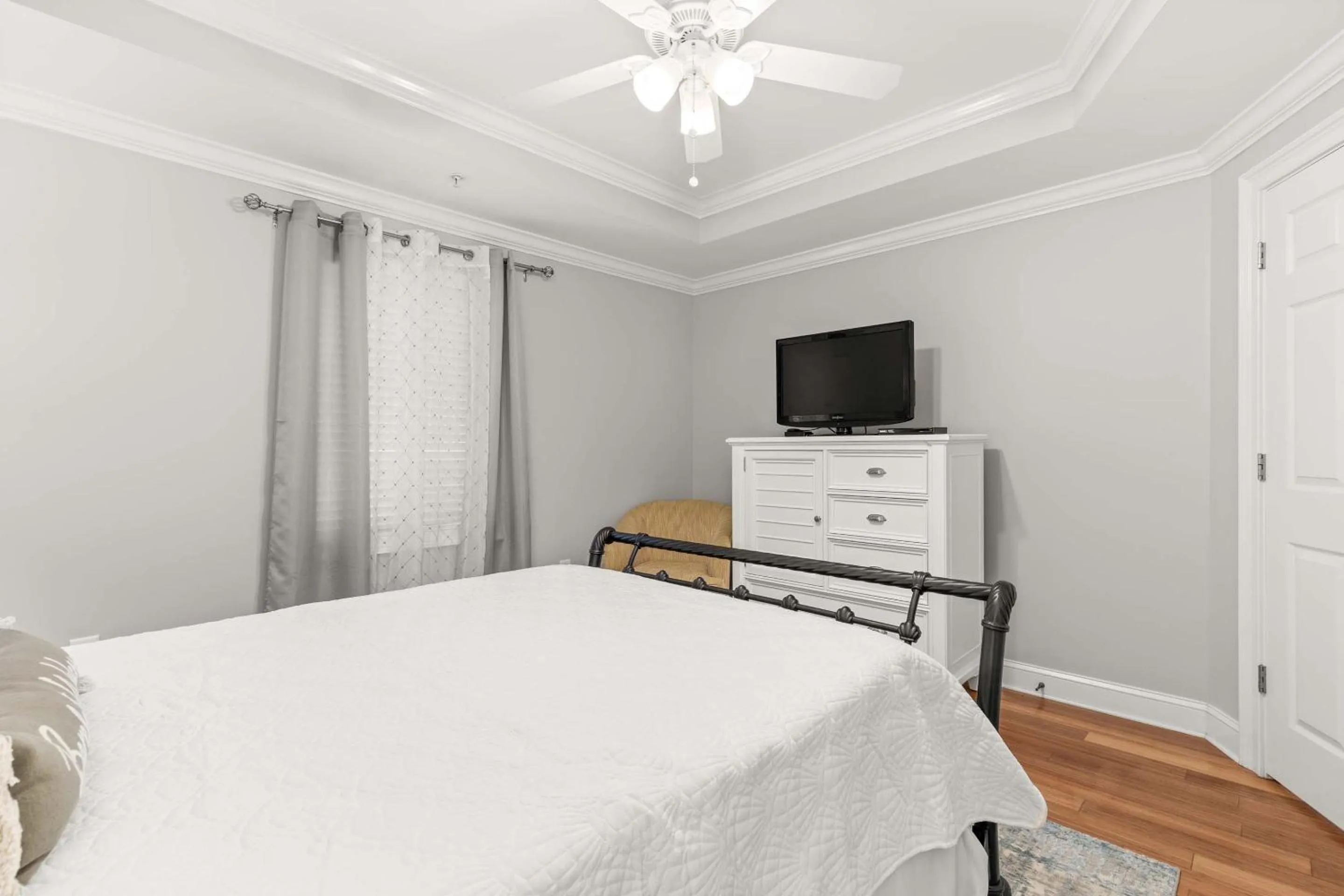 Bed in Brass Rail 220