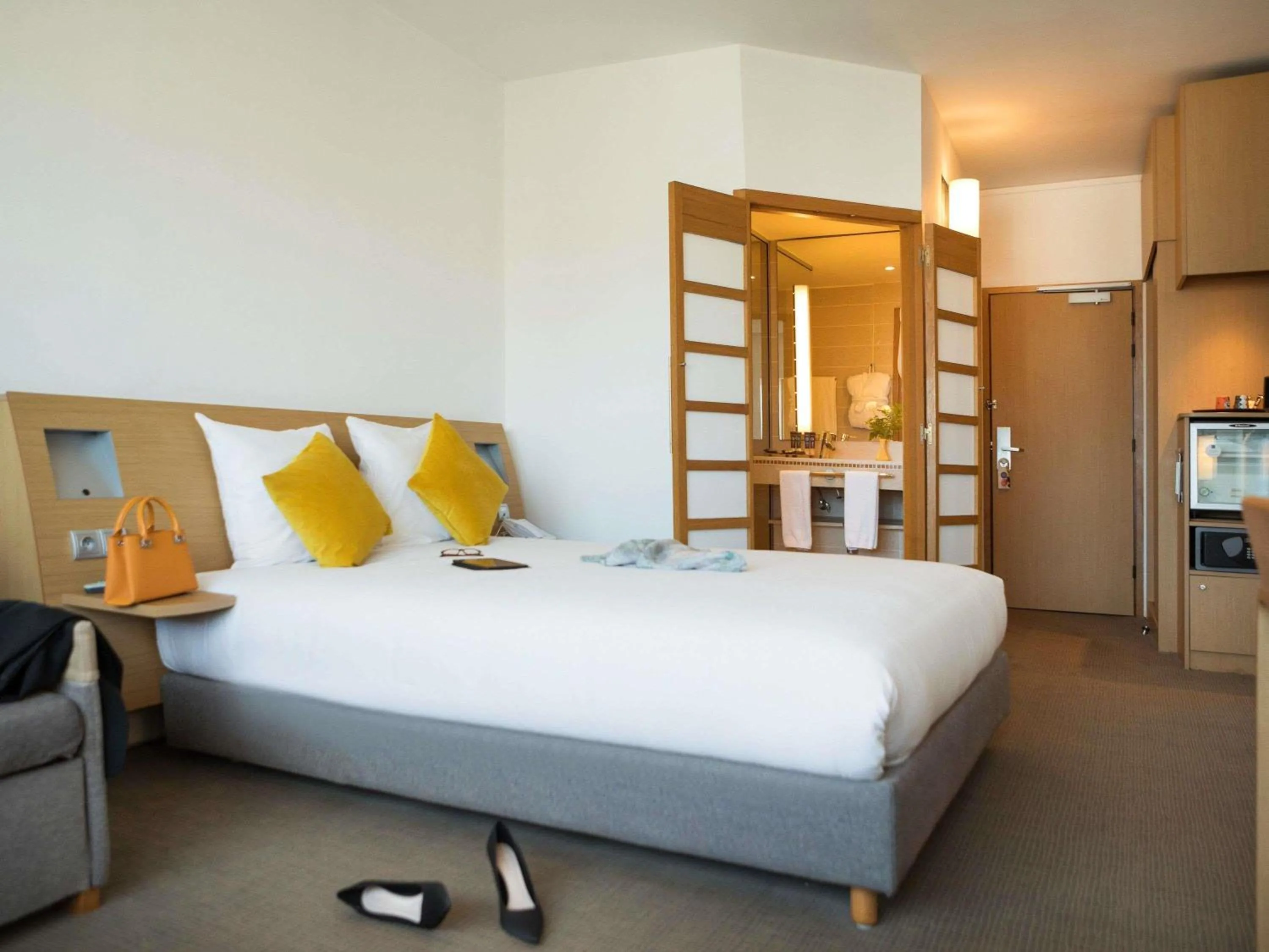 Bedroom, Bed in Novotel Casablanca City Center