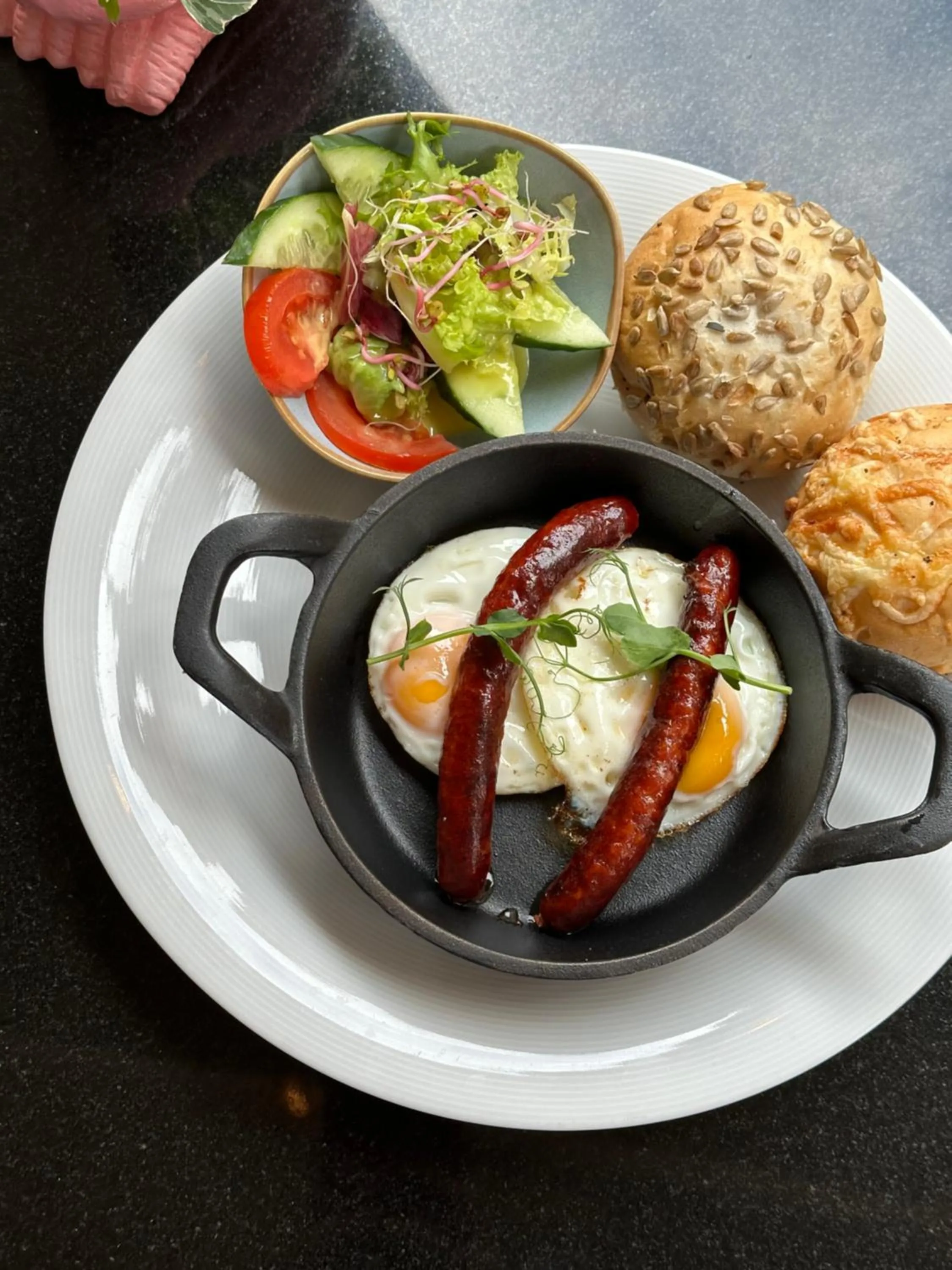 Restaurant/places to eat in Moon Apartments Gdańsk