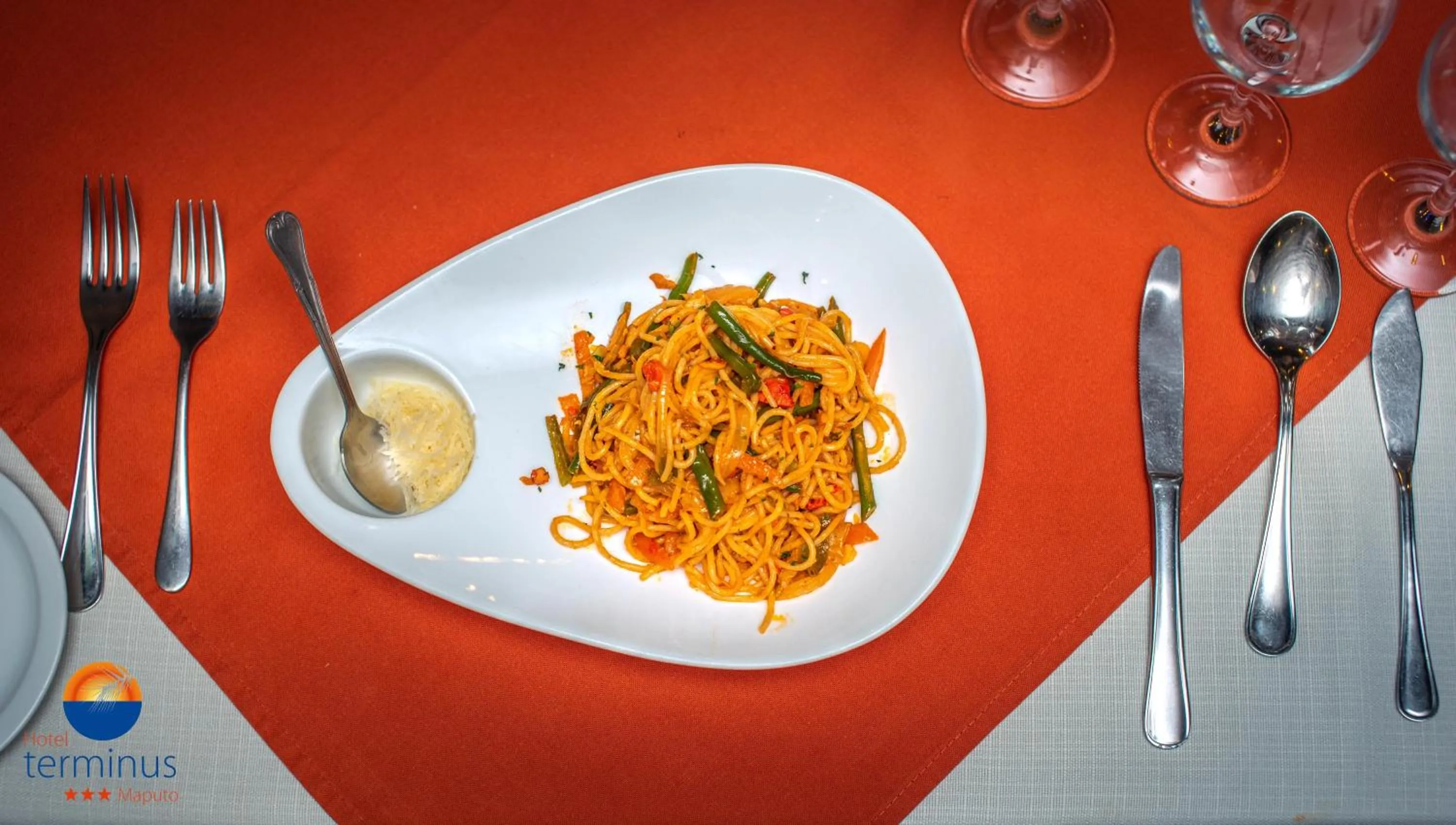 Restaurant/places to eat in Hotel Terminus Maputo