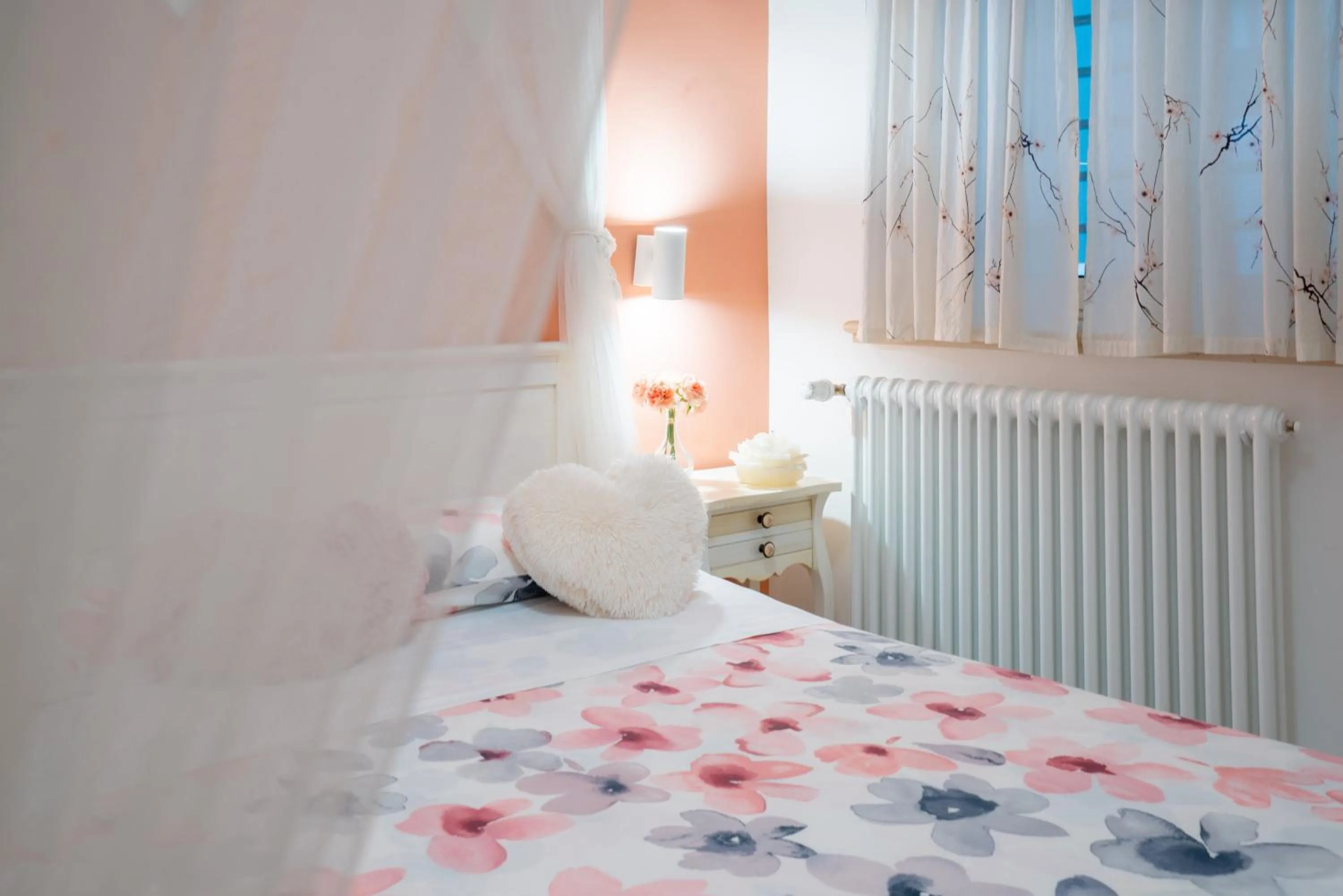 Bed in Petali Rosa - Dimora Peonia