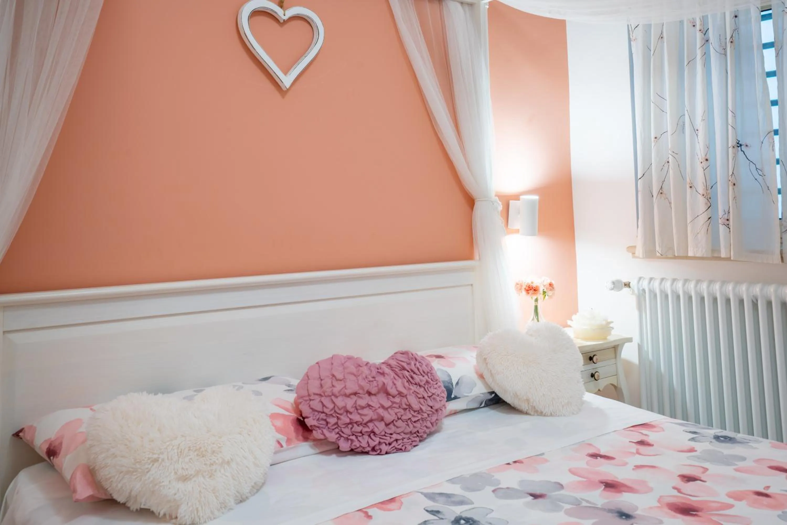 Bed in Petali Rosa - Dimora Peonia