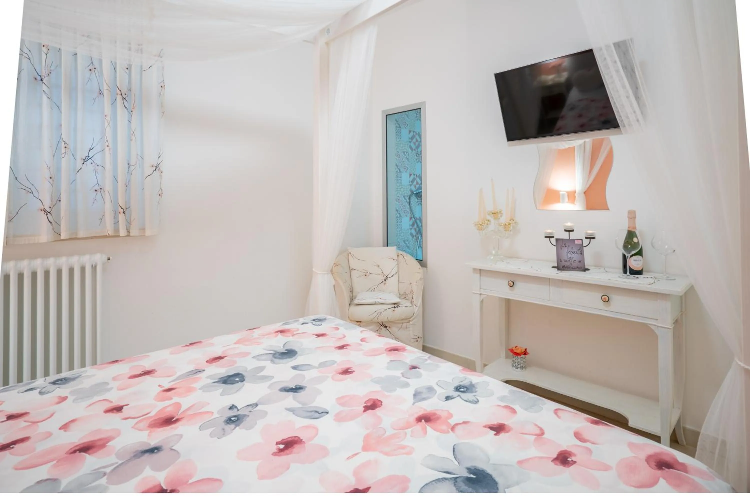 Bed in Petali Rosa - Dimora Peonia