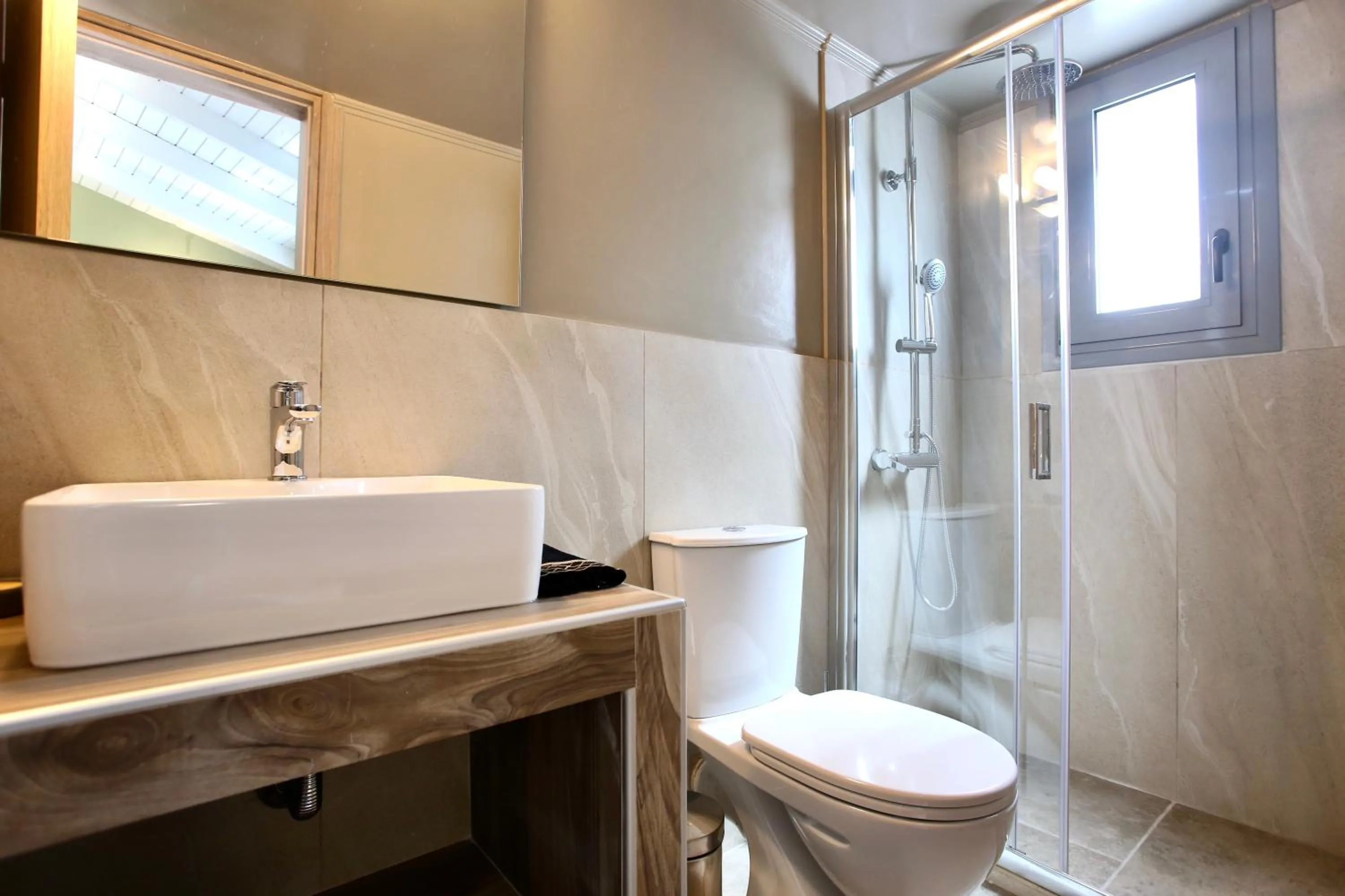 Bathroom in GK Mediterranean Village - Airport Free Shuttle by GK Properties