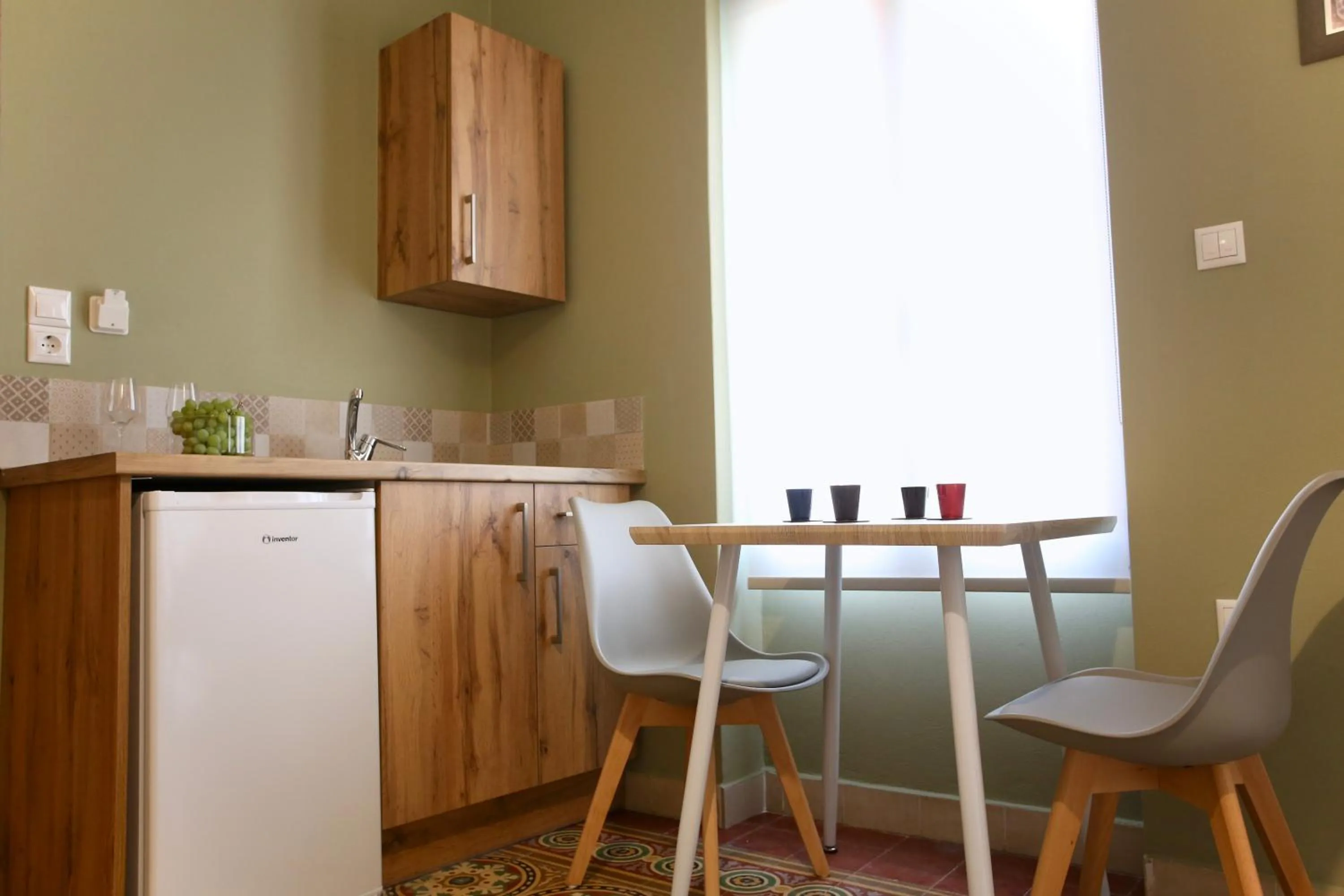 Dining area in GK Mediterranean Village - Airport Free Shuttle by GK Properties