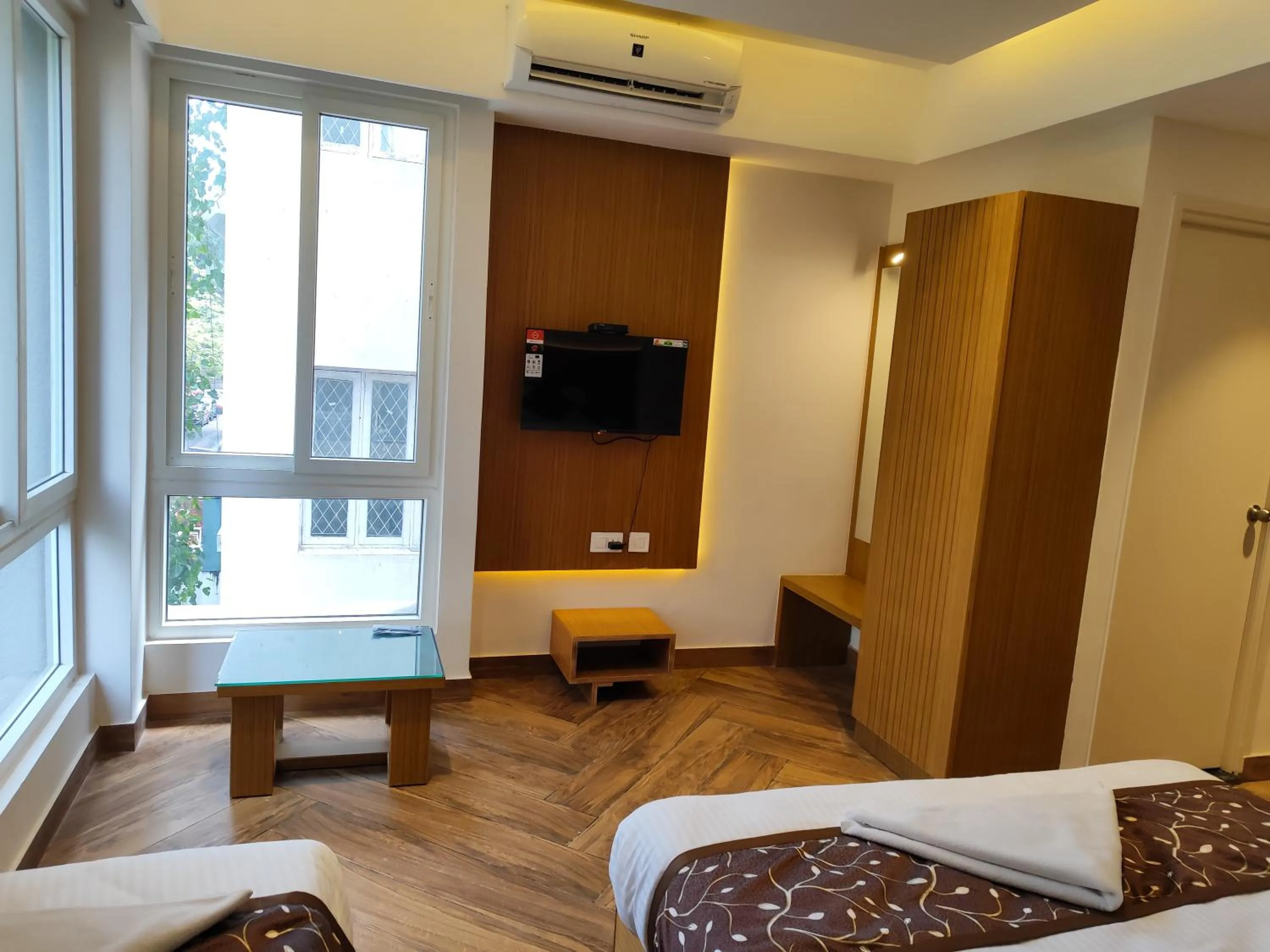 Bed in GRAND ONE TOWER