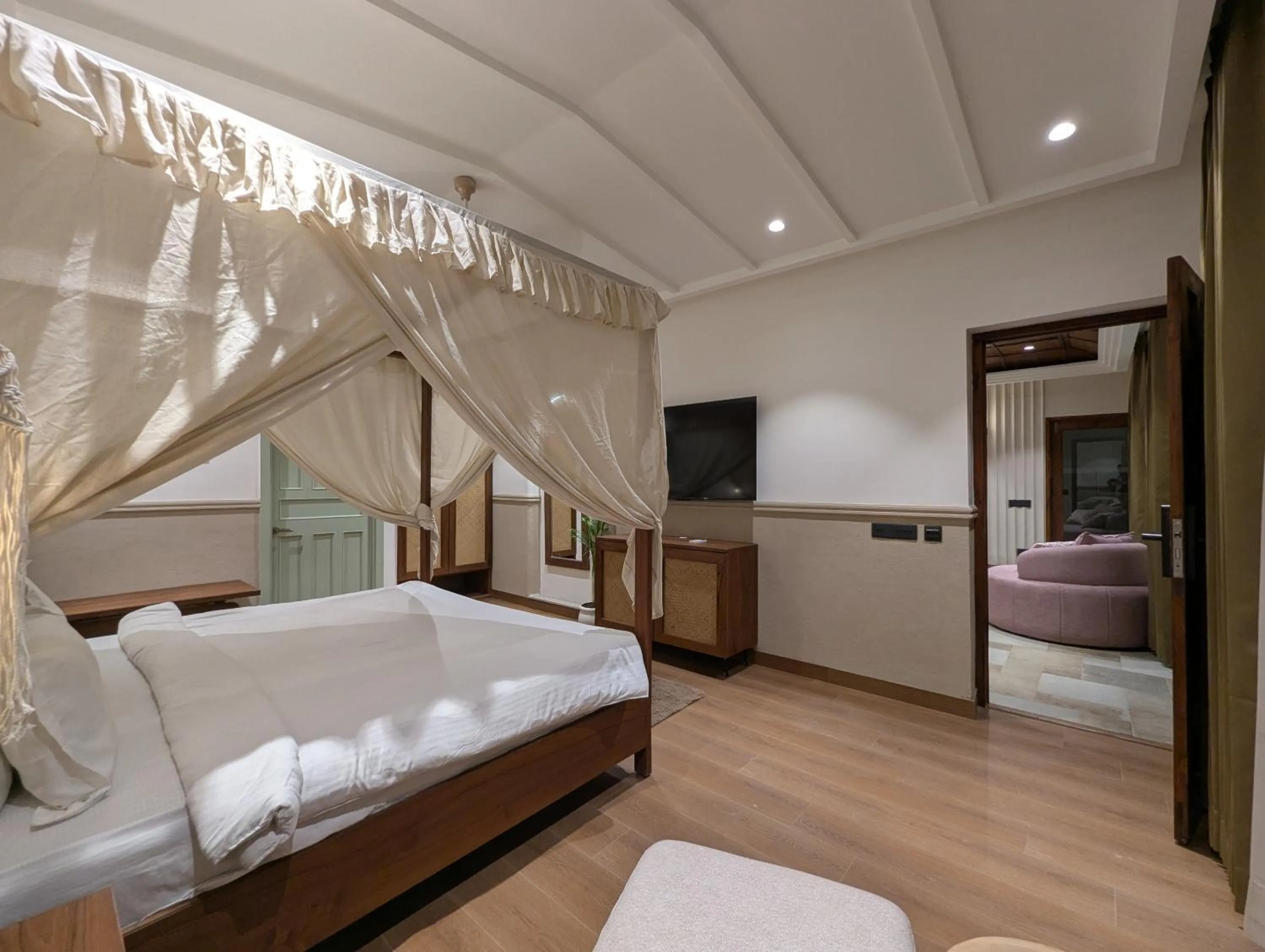 Bedroom, Bed in Cape House