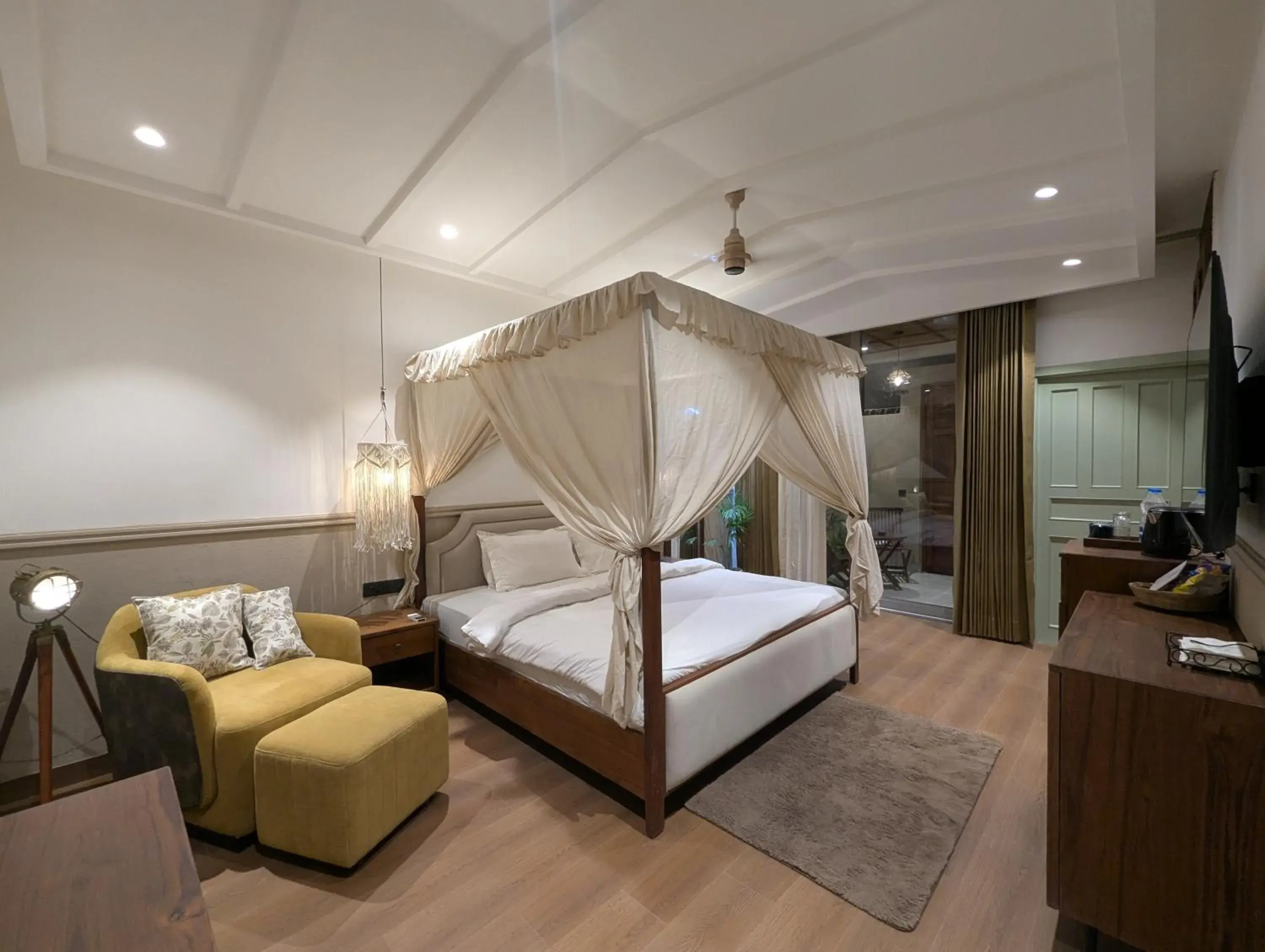 Deluxe Double Room with Balcony in Cape House Deluxe Double Room with Balcony in Cape House