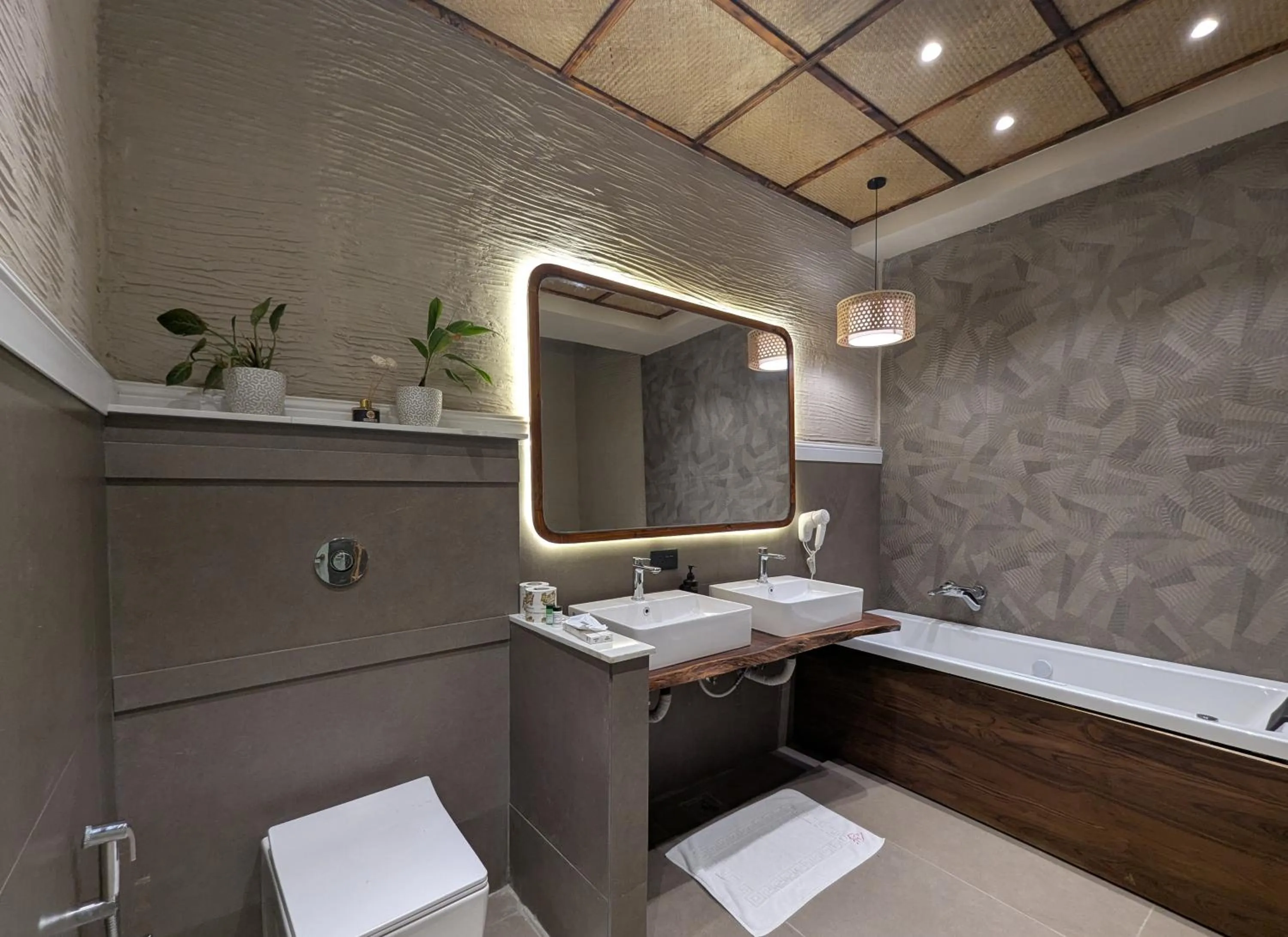 Toilet in Cape House