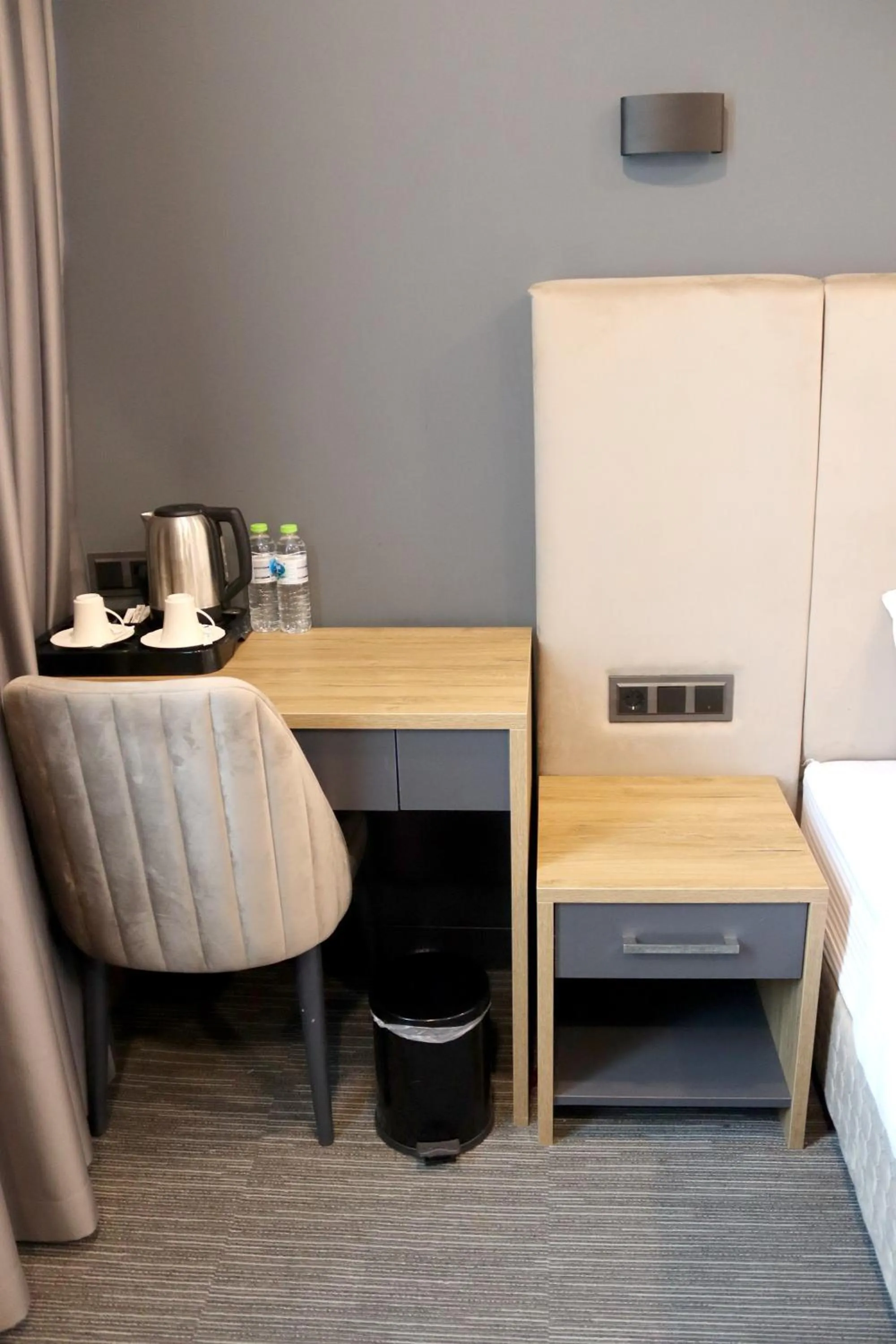 Coffee/tea facilities in HOME PLUS Hotel