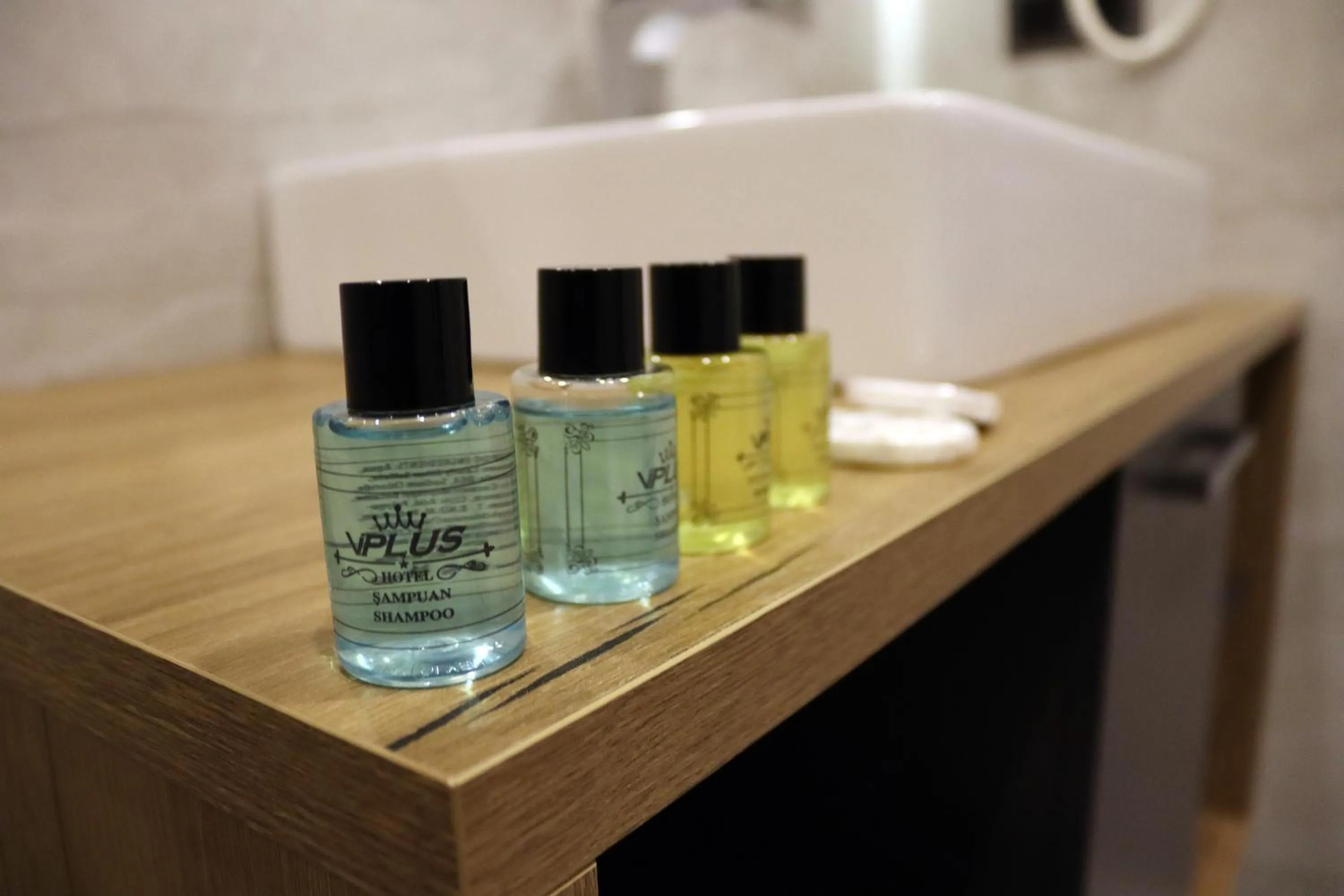 Shower in HOME PLUS Hotel