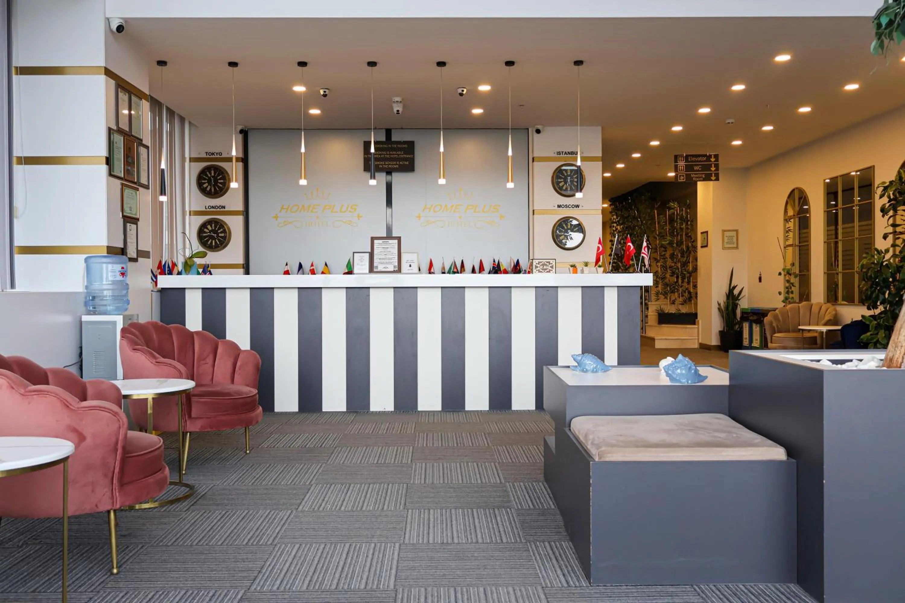 Lobby or reception in HOME PLUS Hotel
