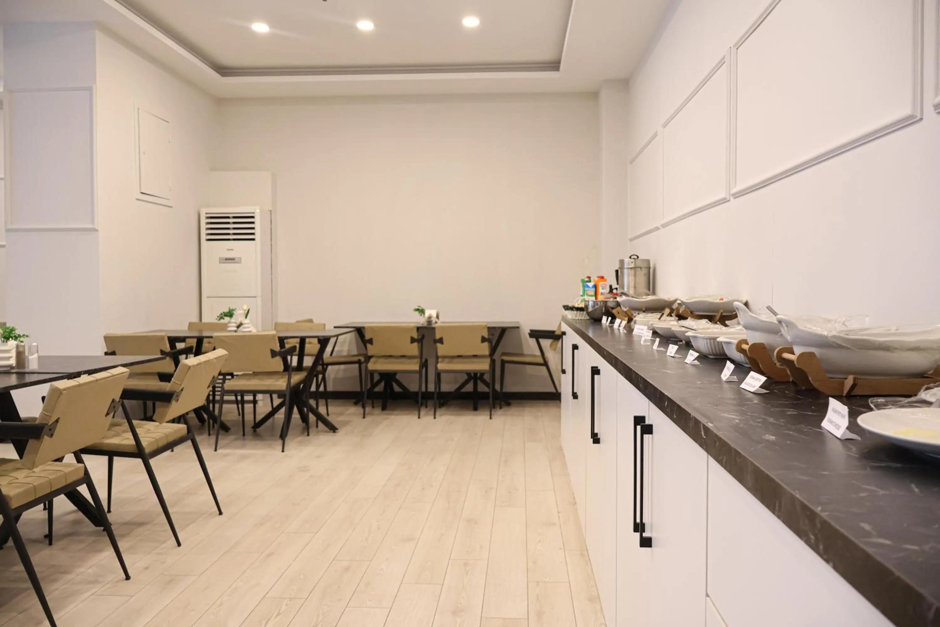 Lobby or reception in HOME PLUS Hotel