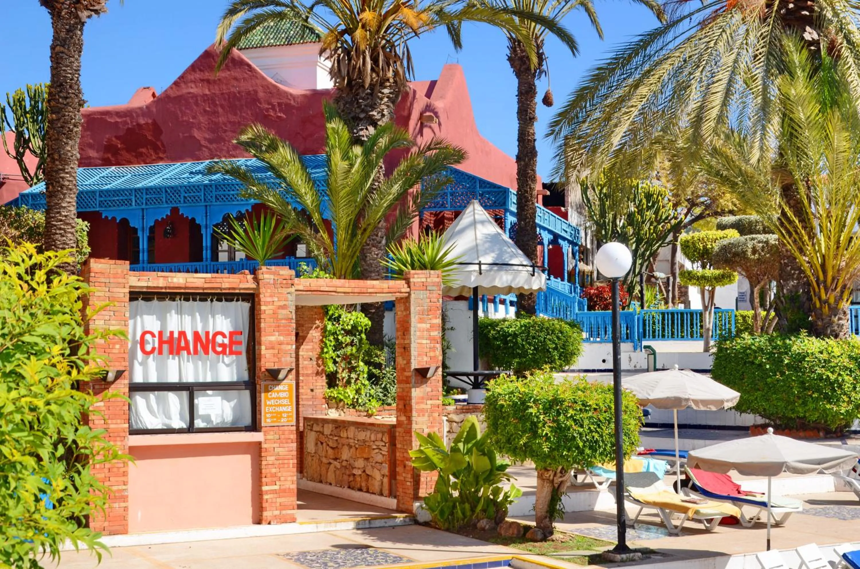 Activities in El Pueblo Tamlelt