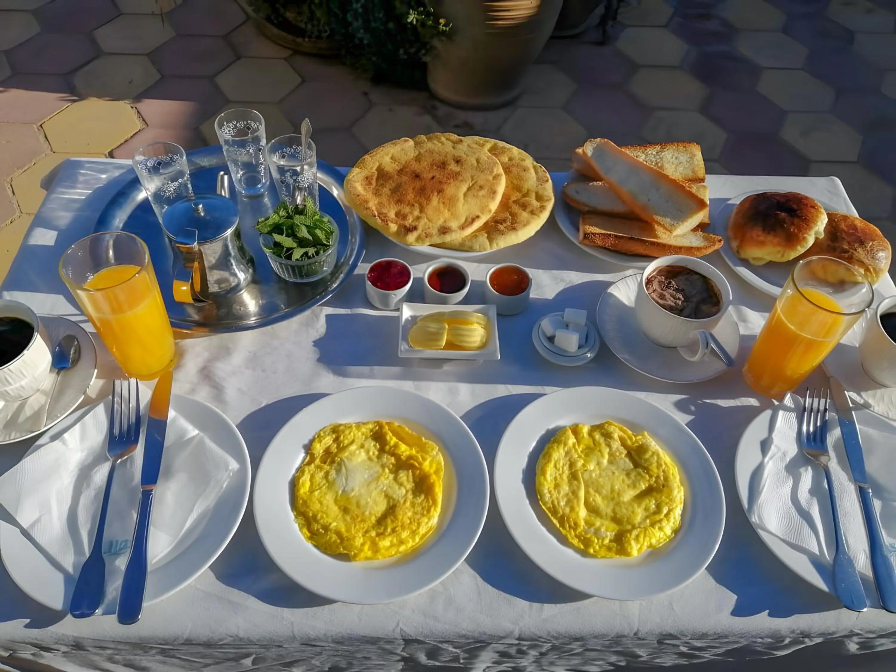 Breakfast in Riad Le Grand Large