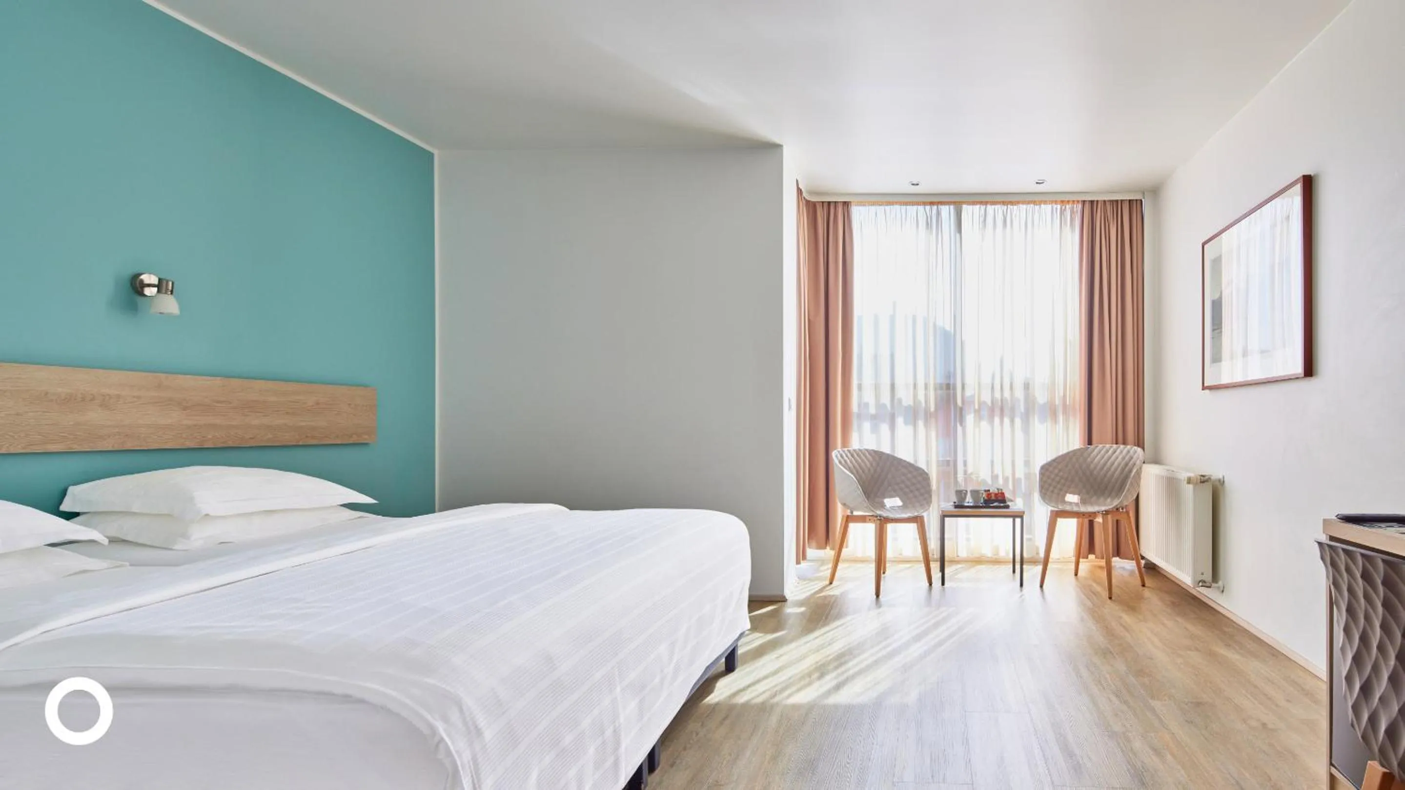 Bedroom, Bed in Center Hotels Plaza