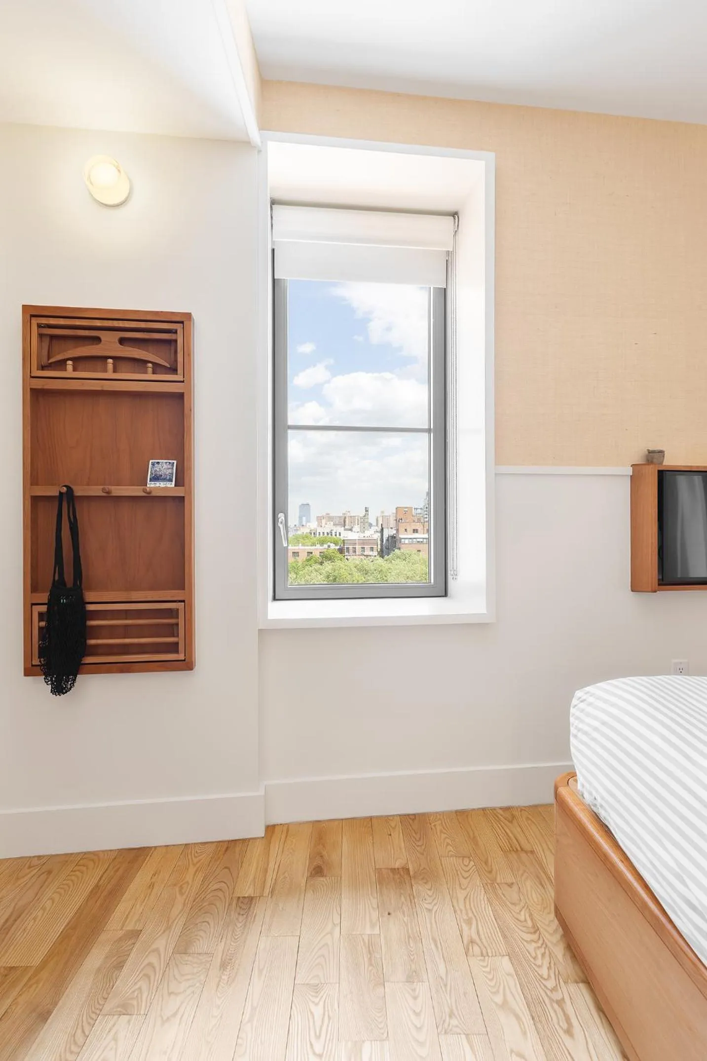 Bedroom, Bed in UNTITLED at 3 Freeman Alley