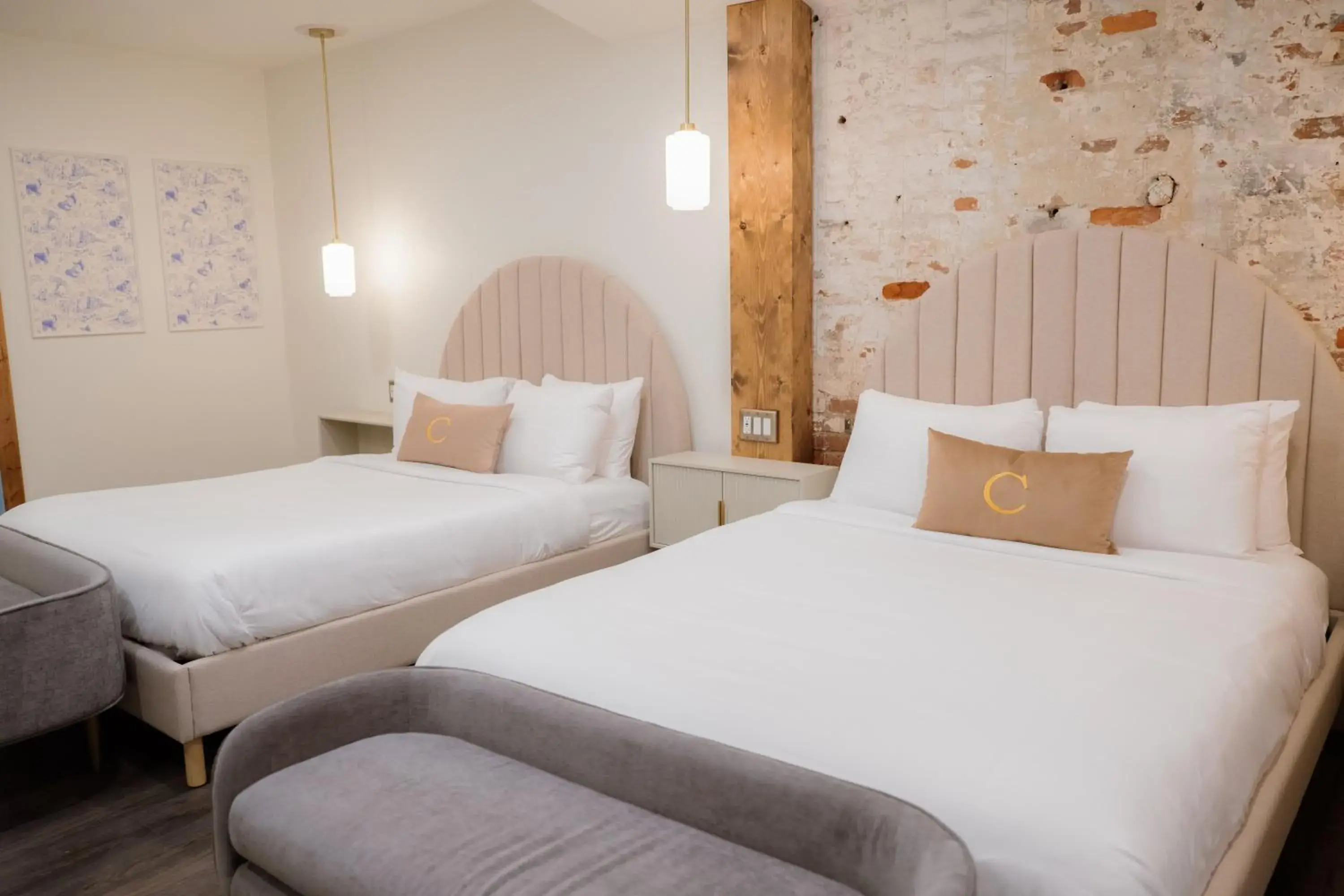 Deluxe Queen Suite in The Chandler Hotel Deluxe Queen Suite in The Chandler Hotel