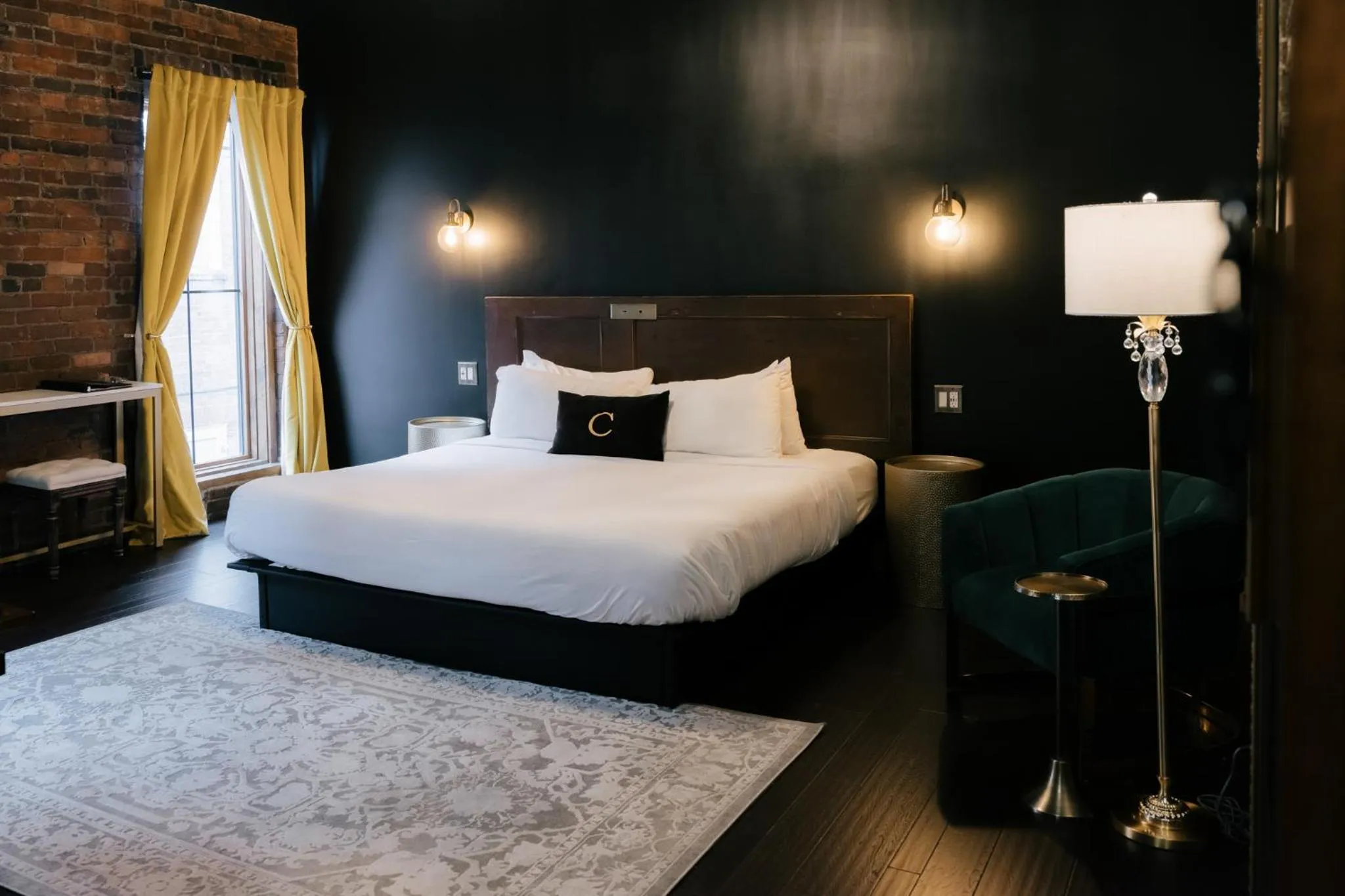 Bed in The Chandler Hotel