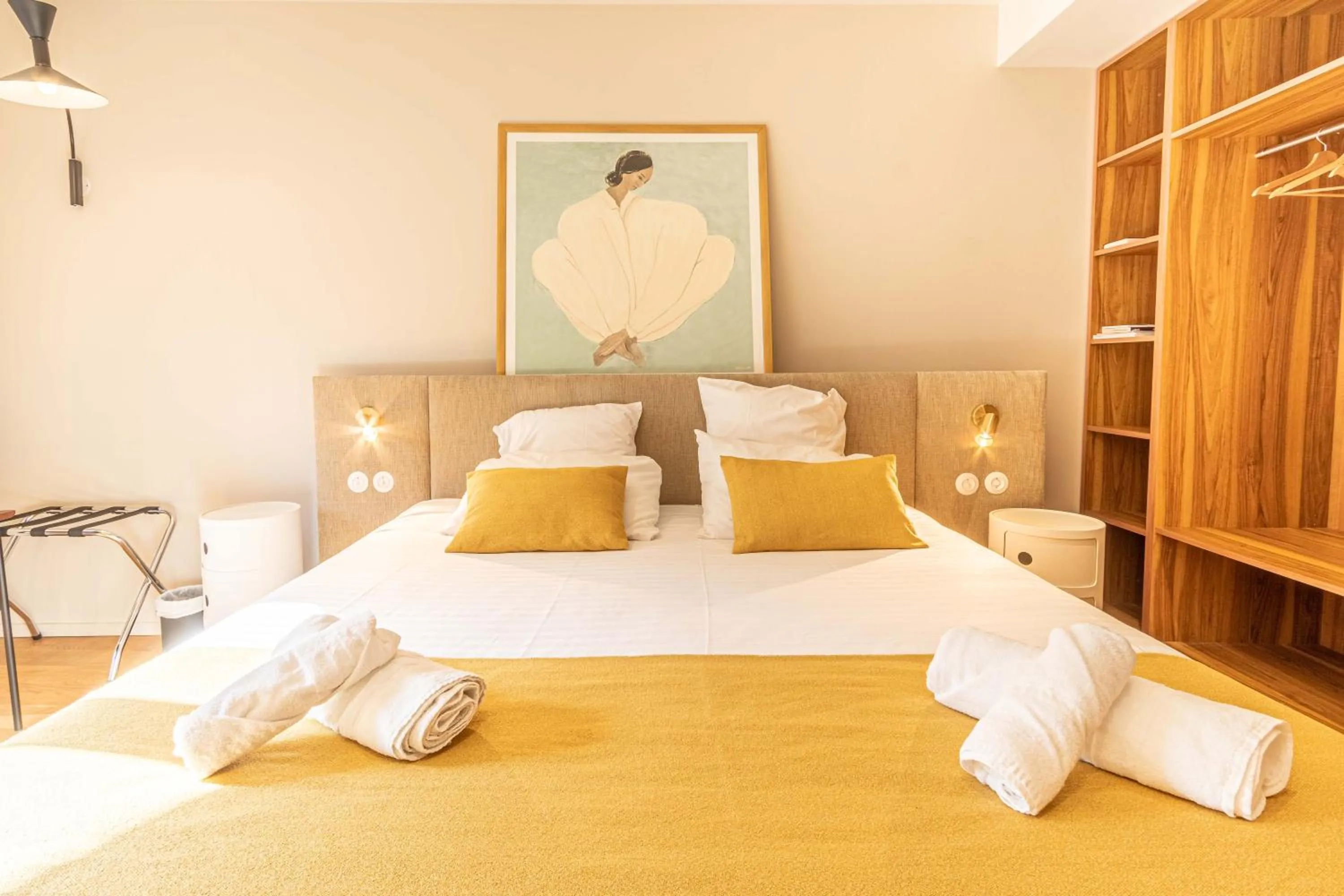 Bedroom, Bed in La Maison De Blanche