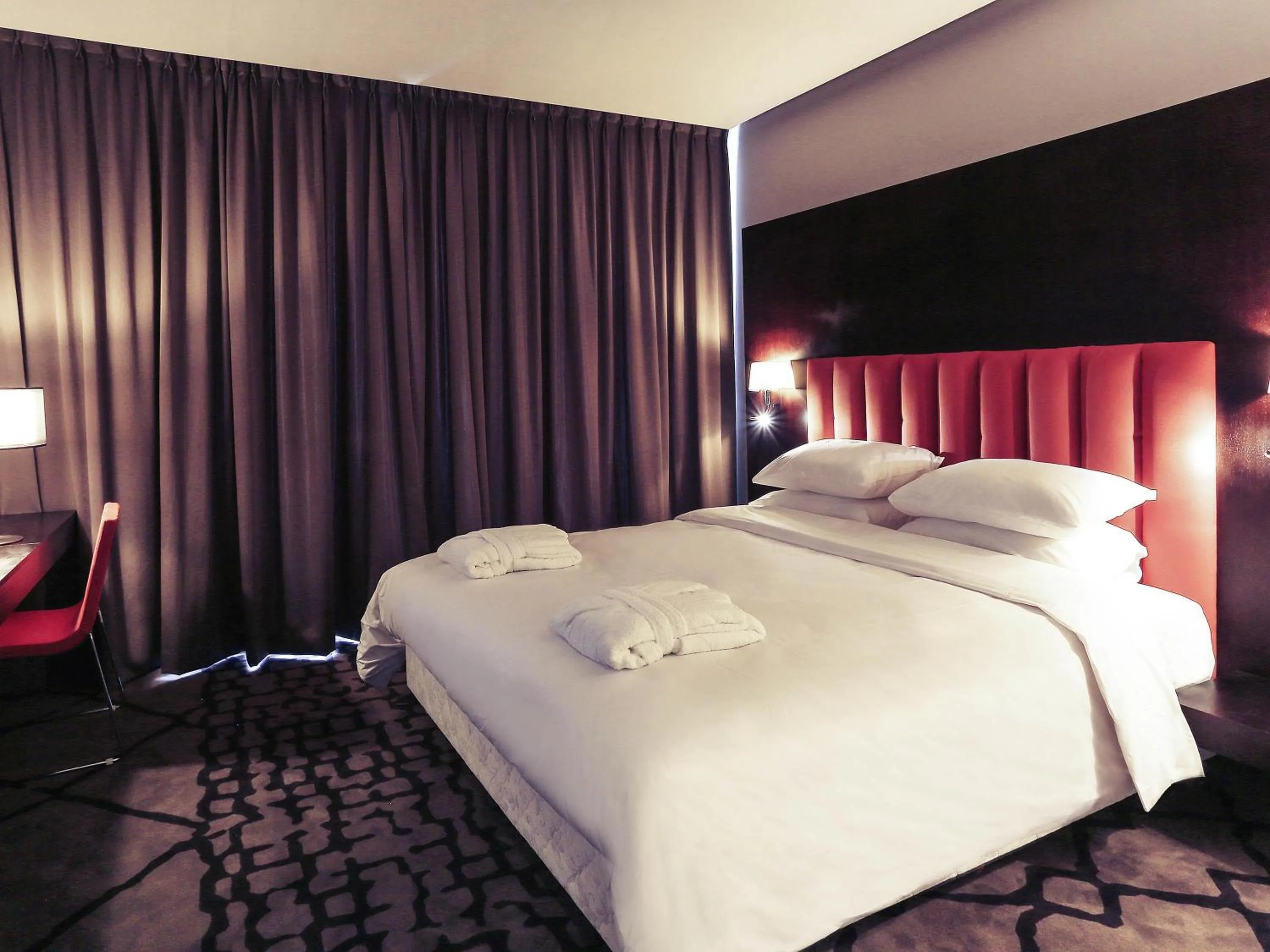 Bedroom, Bed in Mercure Nador Rif