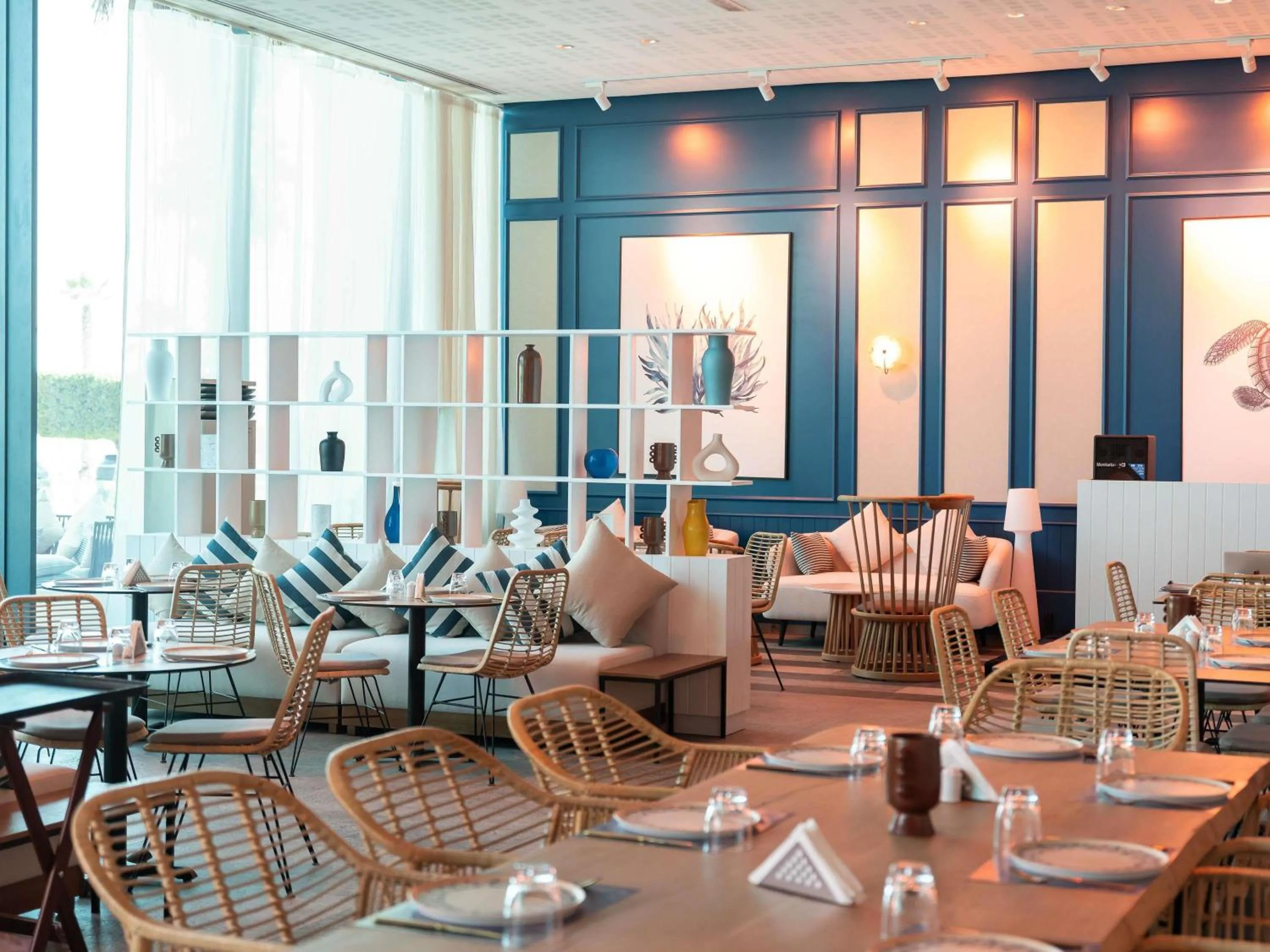 Restaurant/places to eat in Mercure Nador Rif