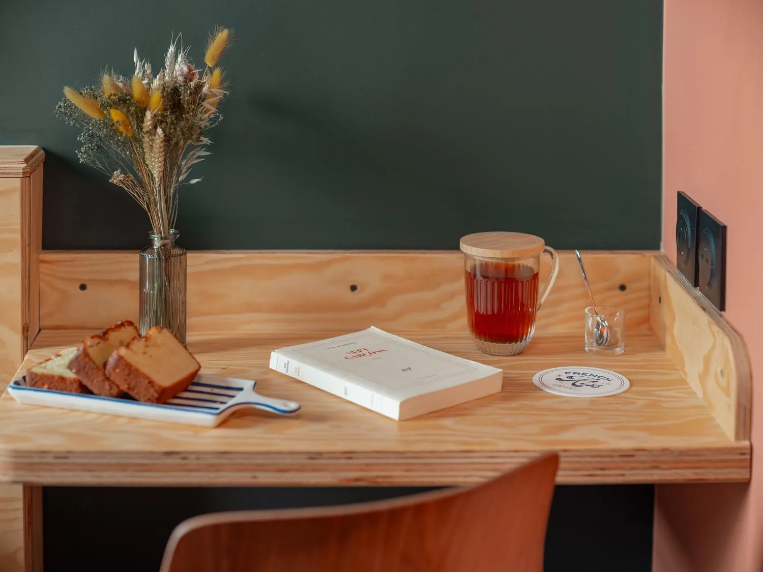 Bedroom in Eklo Hotels Montpellier Centre Gare Saint-Roch