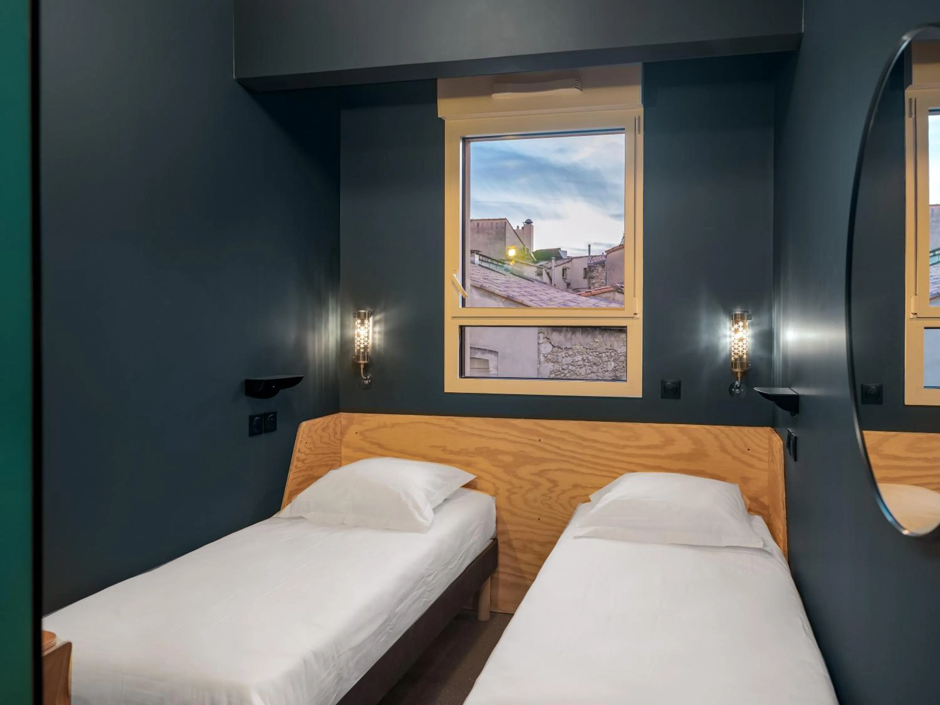 Bed in Eklo Hotels Montpellier Centre Gare Saint-Roch