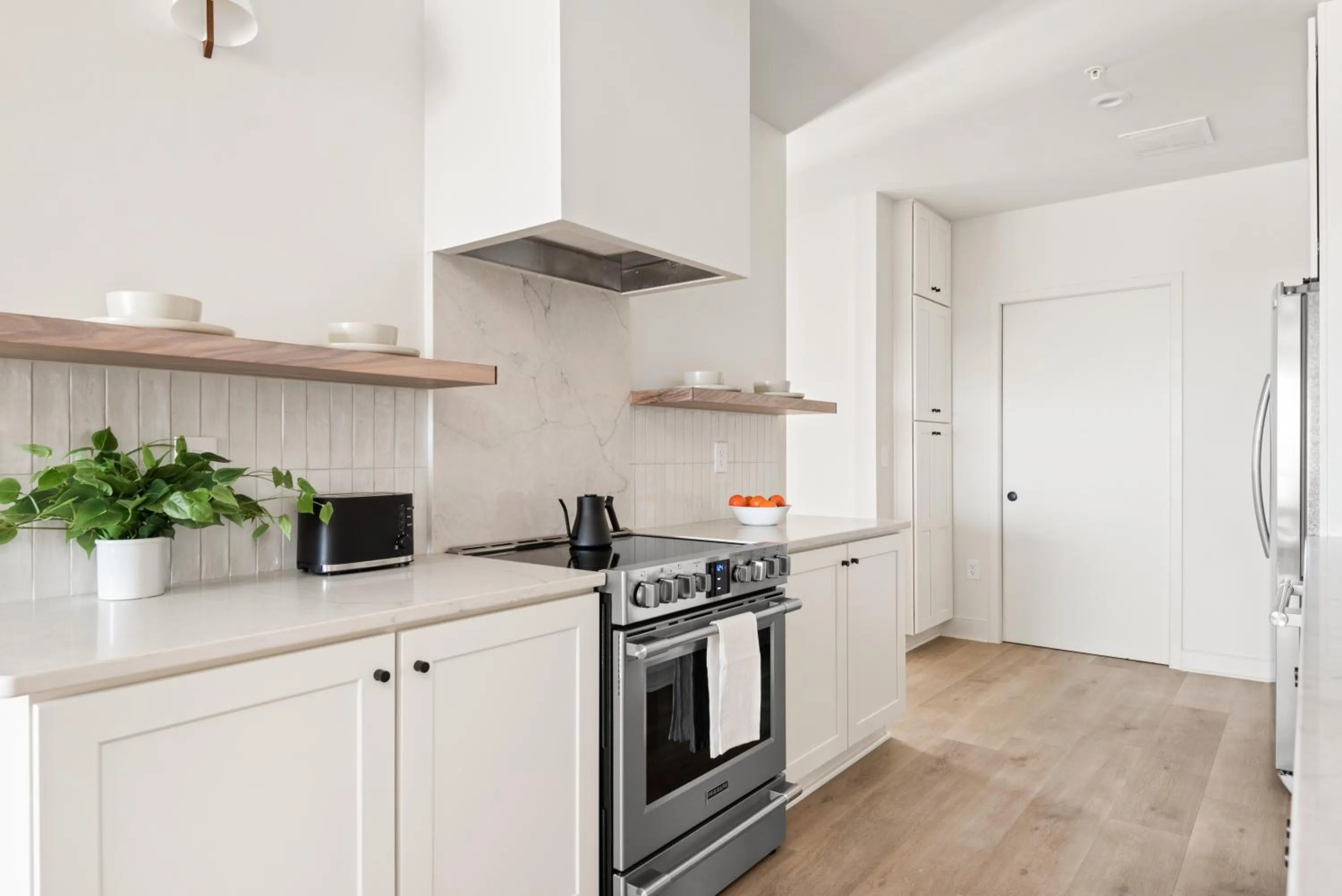 Kitchen or kitchenette in The Eighteen by Locale